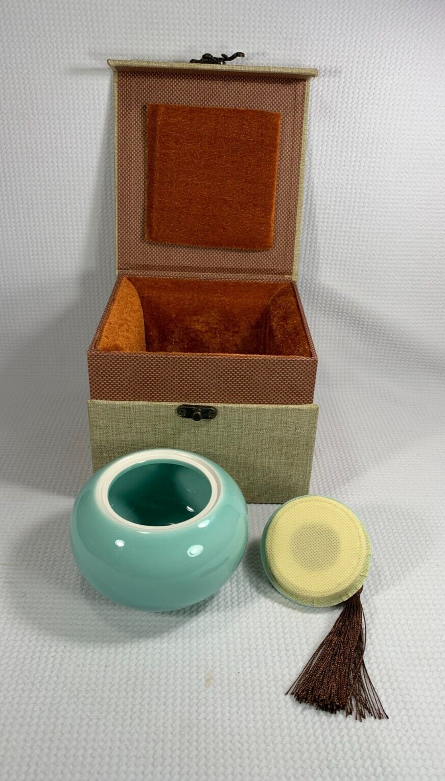 Vencede Handicrafted Ceramics Mini Pet Urn