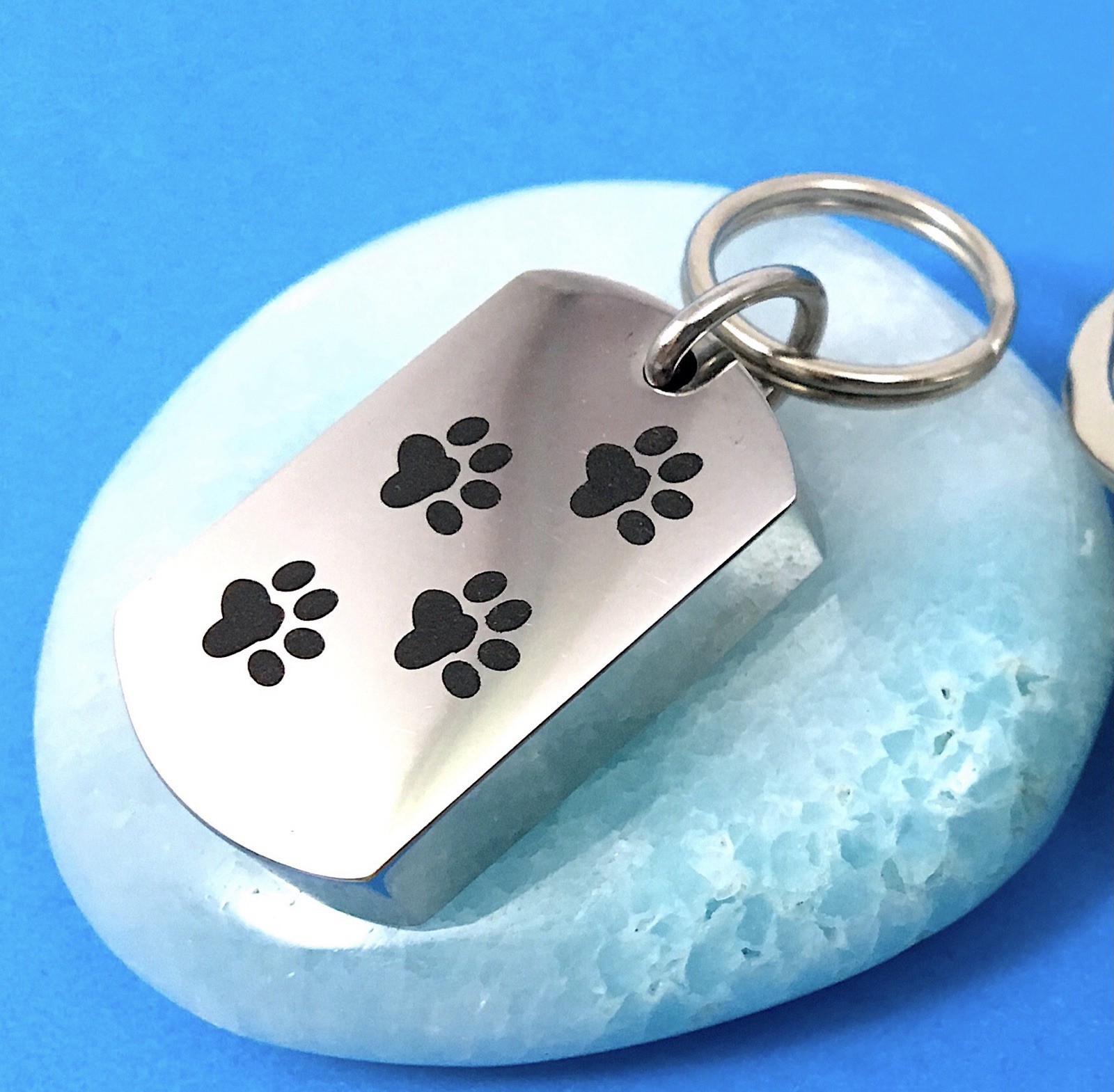 Man’s Pet Cremation Necklace Jewelry Pendant Urn 4 Ash Paw Print Dog Tag Cat Men