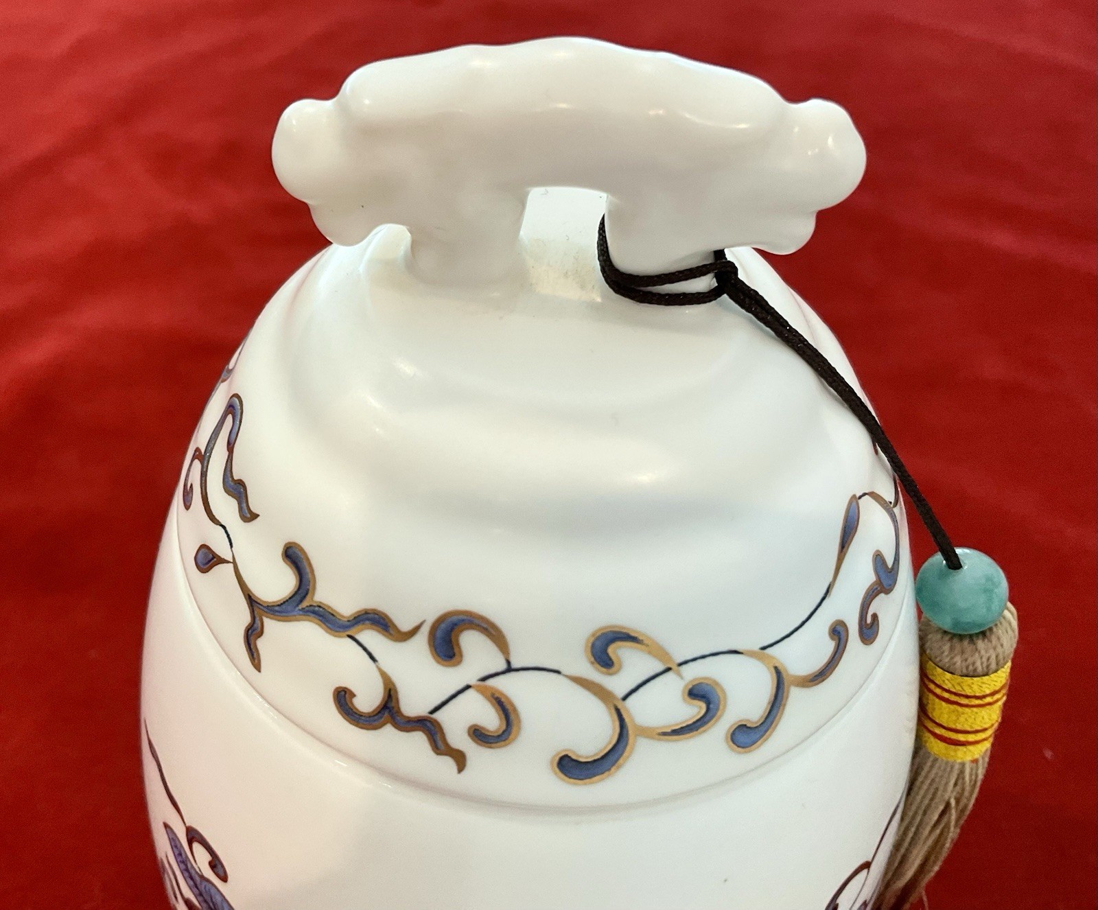 CERAMIC PET URN HEAVY MOISTURE PROOF MEMORIAL URN FOR PETS TASSEL ON FOO DOGS