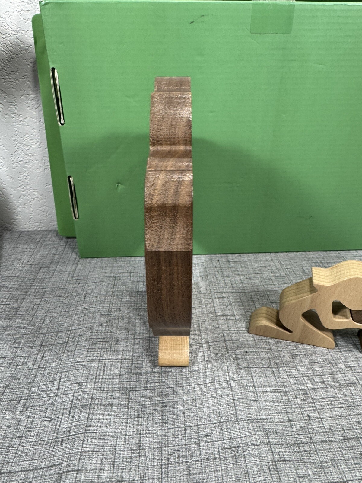 Wooden Cikarmai Pet Tree Of Life Memorial