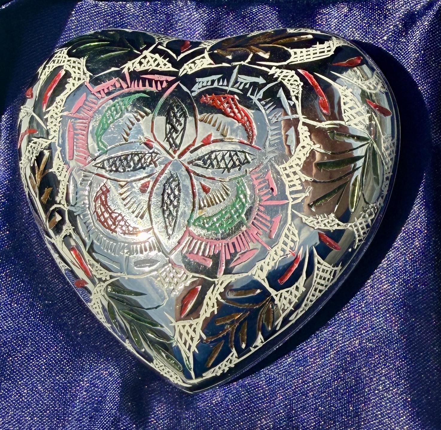 Terry Bear Small Ornate Engraved Heart Shaped Keepsake Urn Pet Cat Dog Memorial