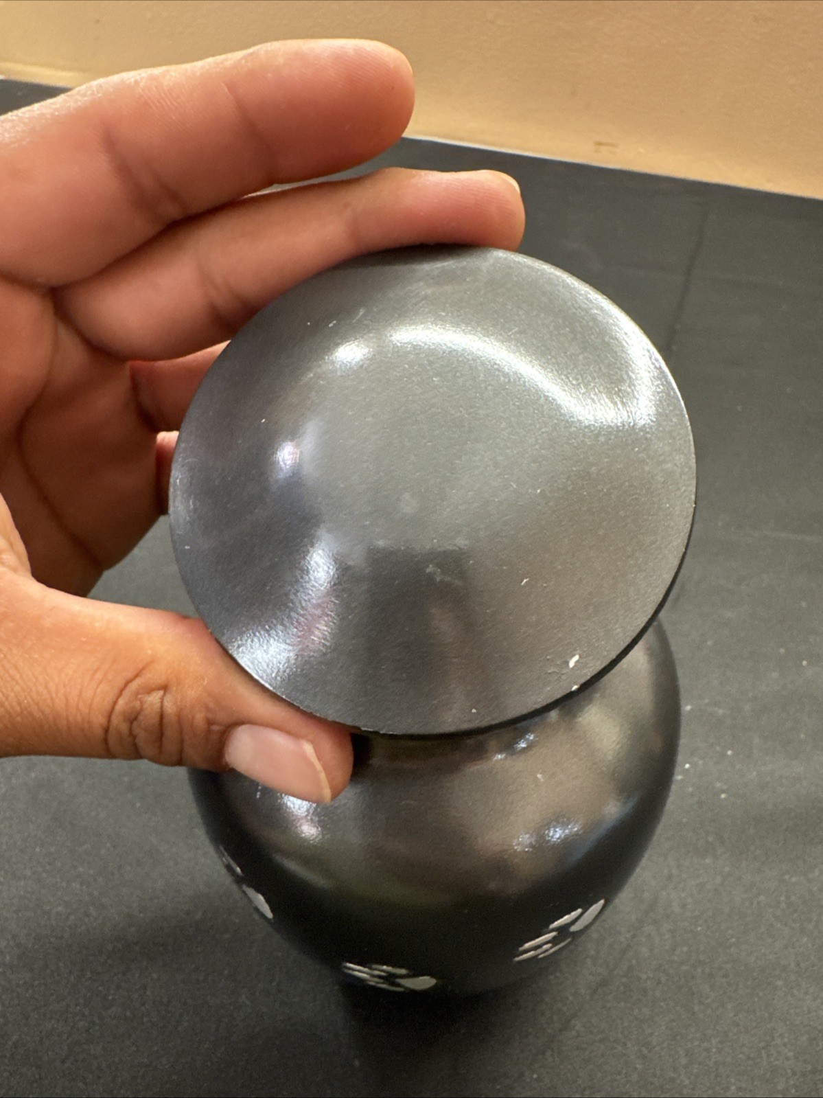 aluminum pet urn