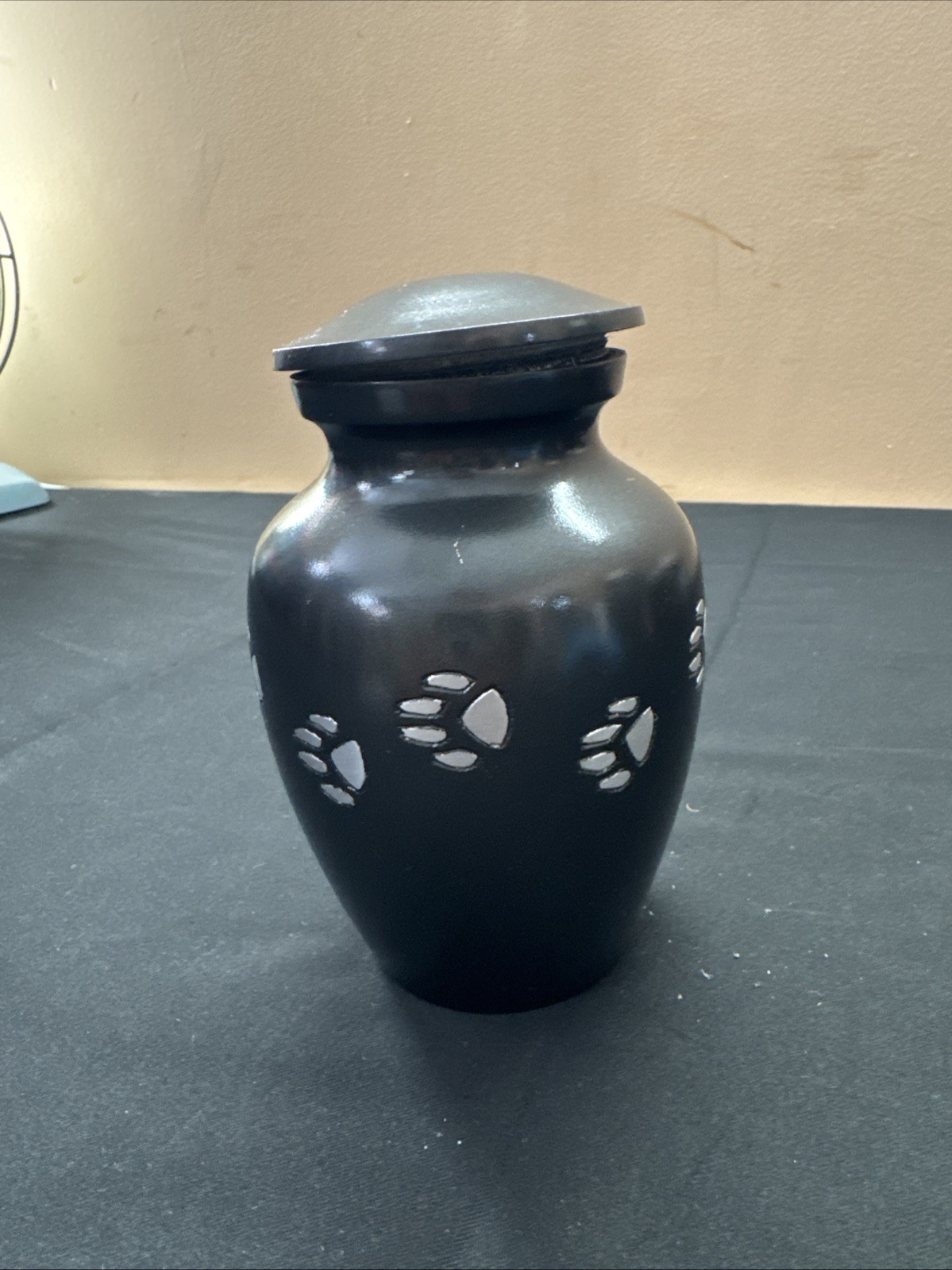 aluminum pet urn