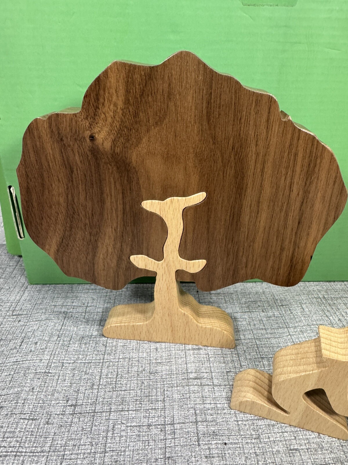 Wooden Cikarmai Pet Tree Of Life Memorial