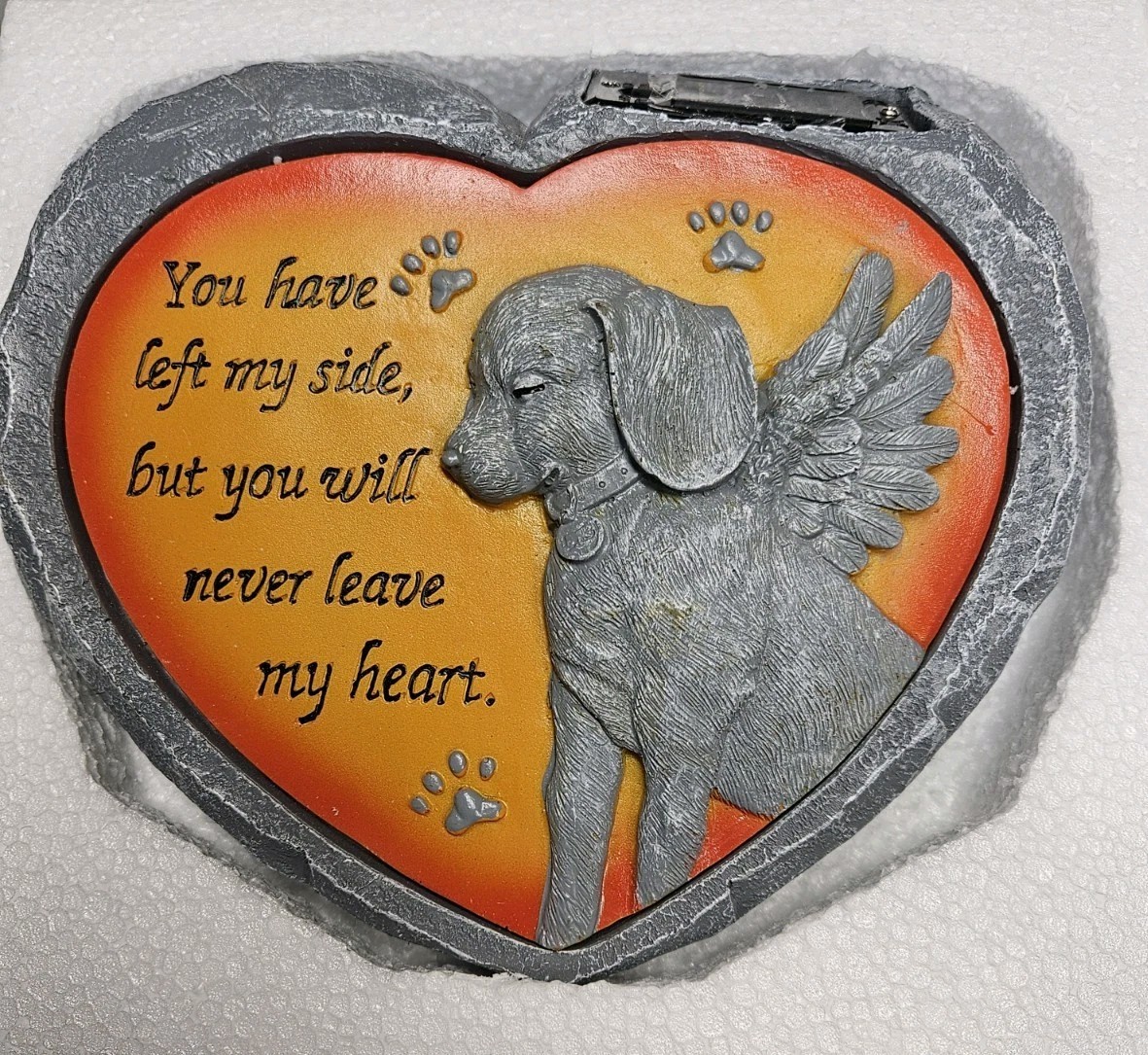 NEW! Dog Pet Memorial Marker/Stone Solar Heart Shaped Pet Memorial Headstone