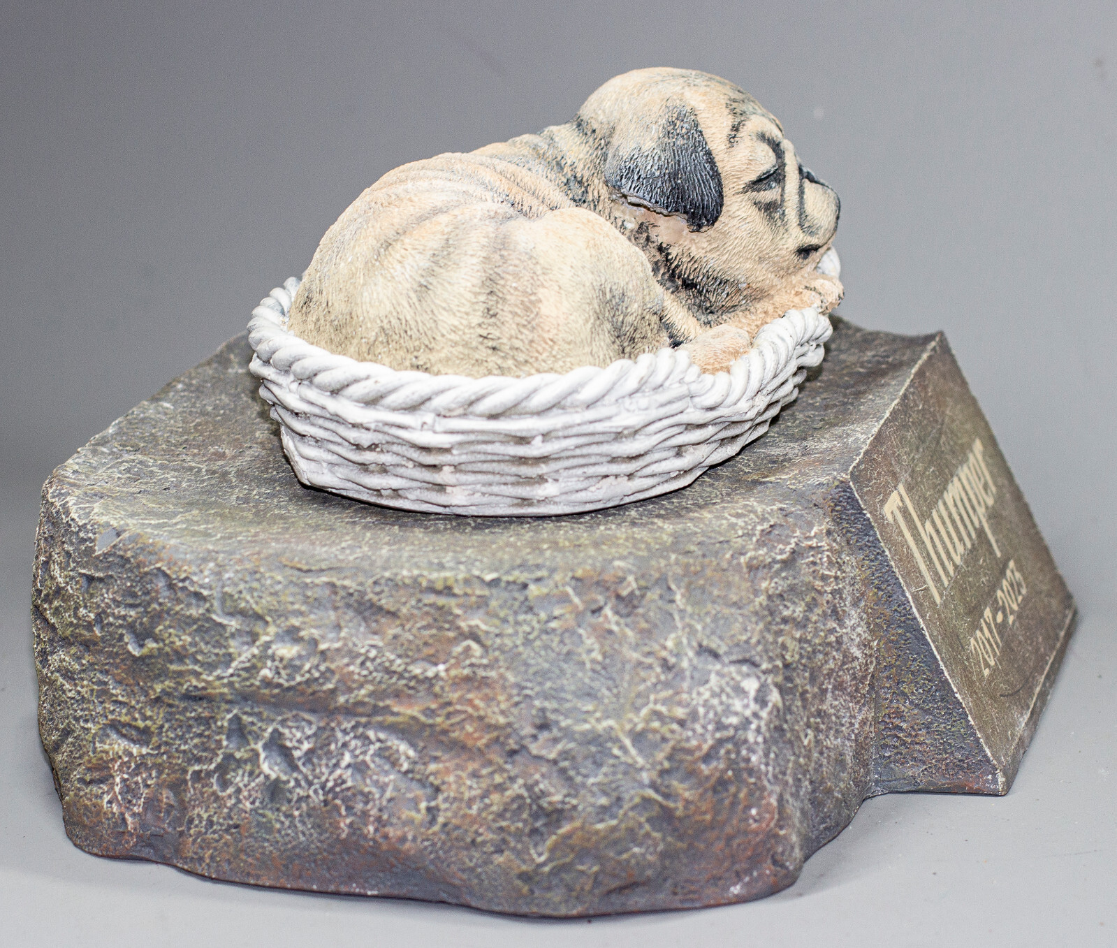 Pug Urn Pet Ashes Sleeping Dog Memorial Stone Grave Decor Unique Funeral Tribute