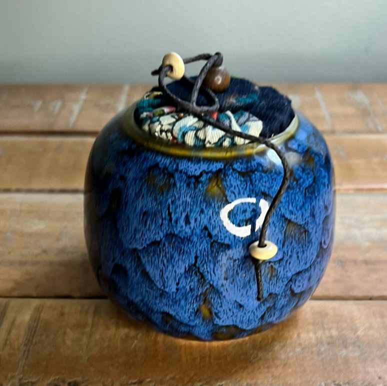 Pet Urn Bone Ash Cremains Ceramic Resting Place for your pet