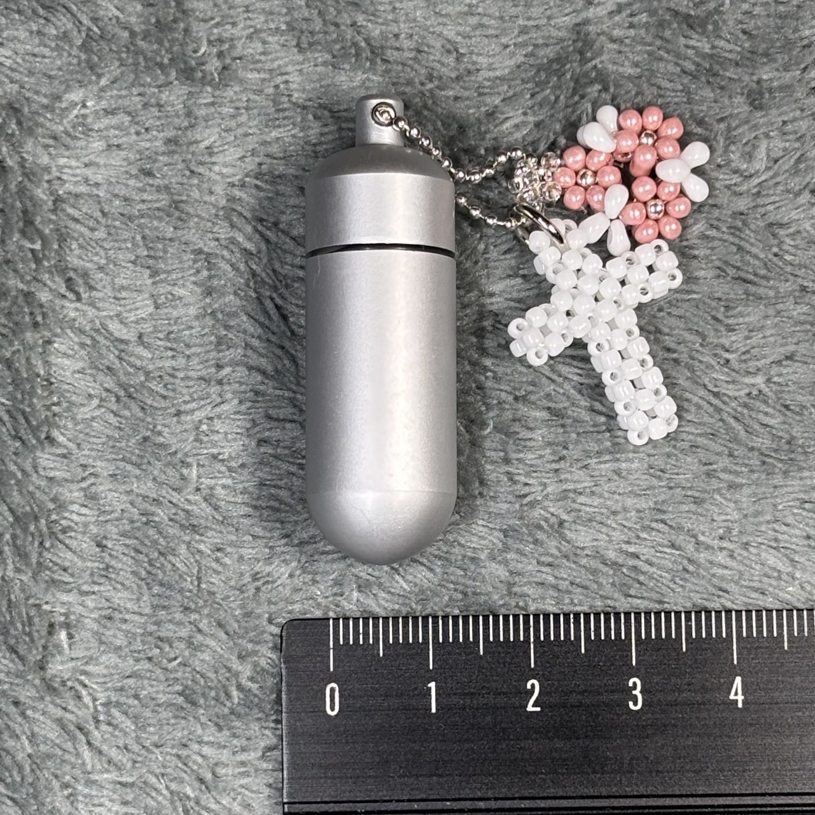 Cremation Ashes Keychain – Cremation Keepsake(white cross and pink ornaments)