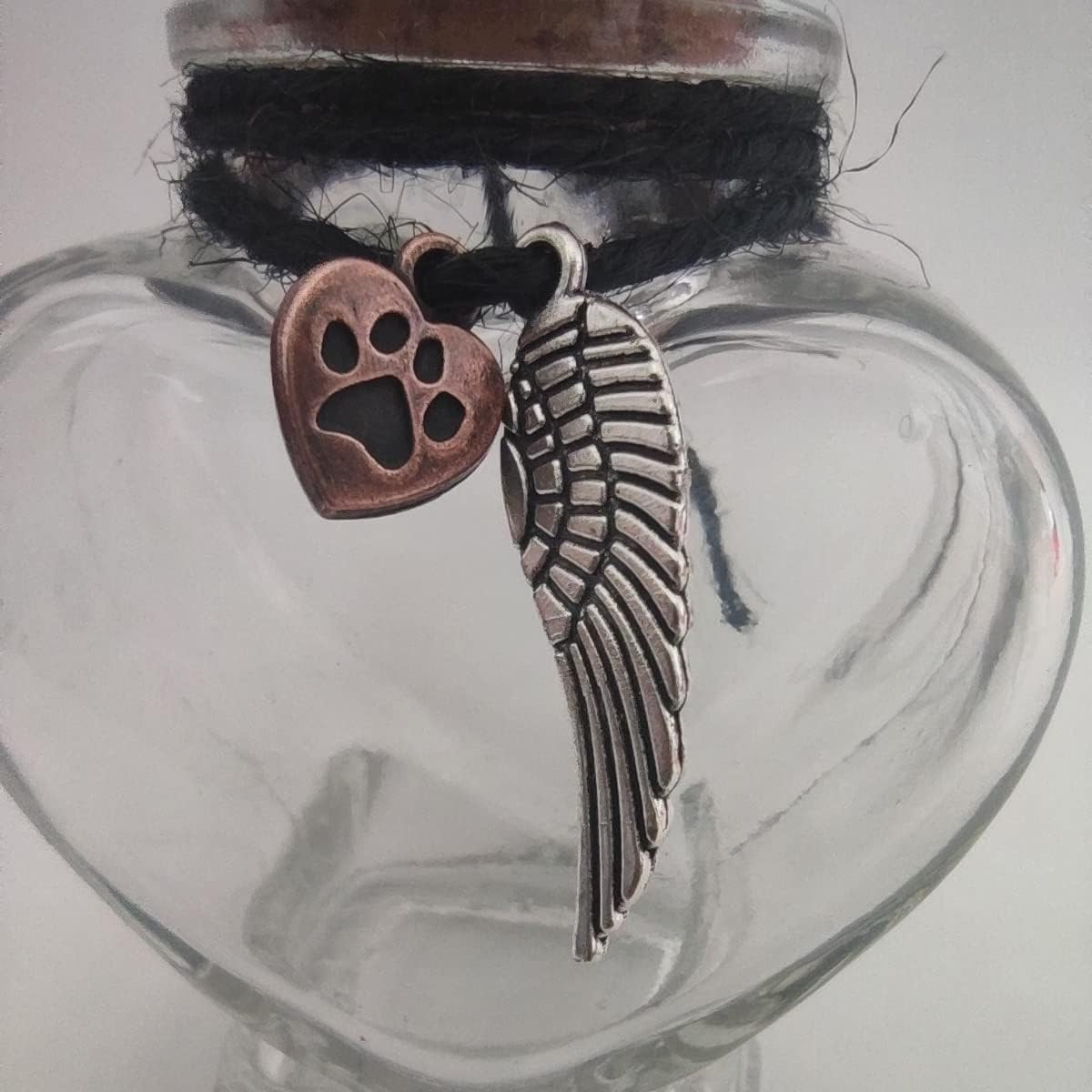 Fight Club Memorial Bottle for pet Hair，Pet Fur Clear