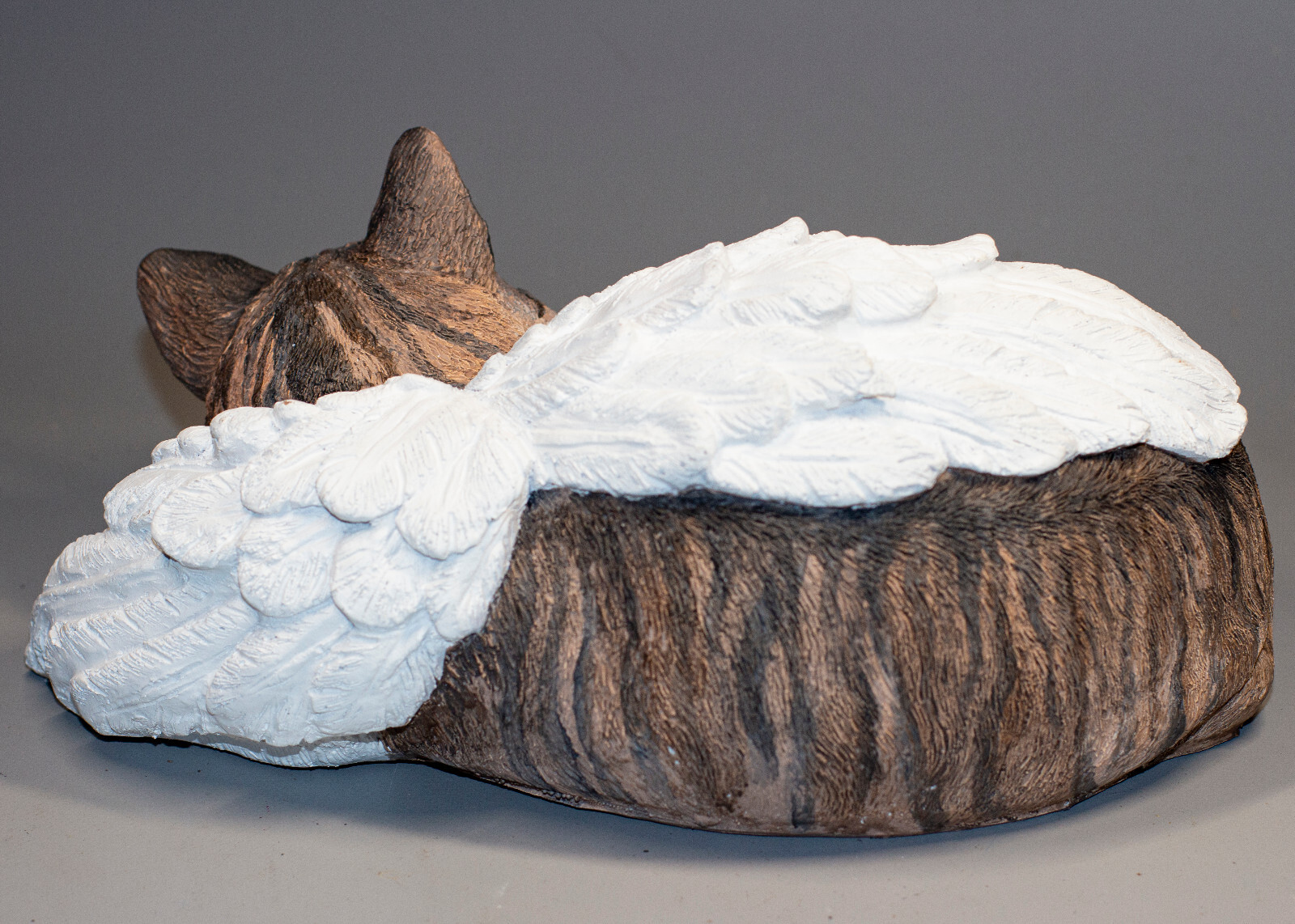 Unusual Urn Brown Tabby Cat Angel Wings Funeral Statue Memorial Casket Pet Ashes