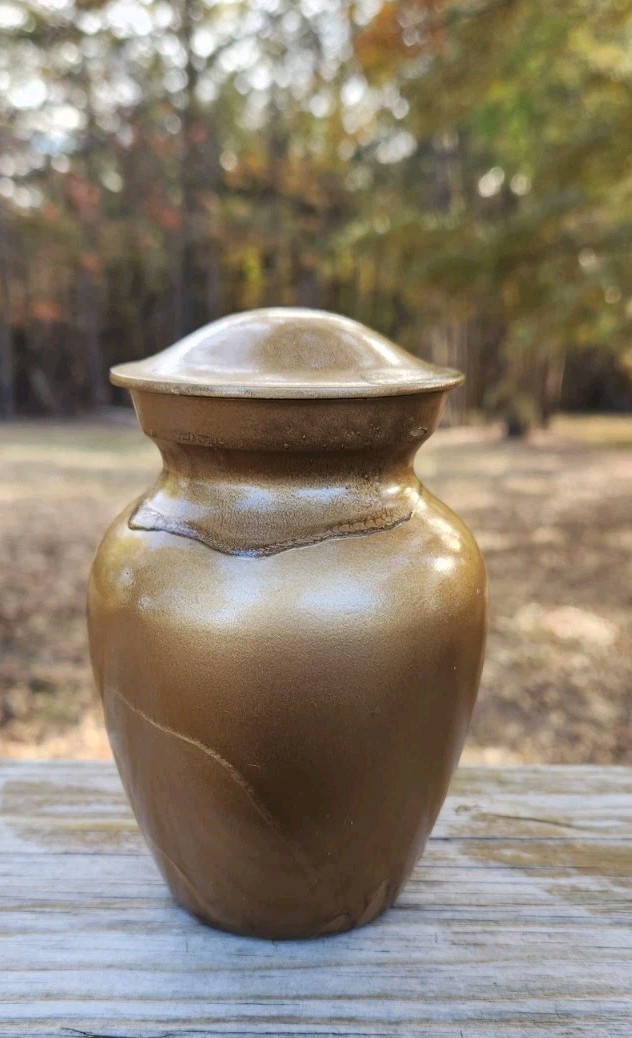 Memorial Pet Urns Small Dog/Cat Ashes Gold Drip Small 5″T 3.5″W