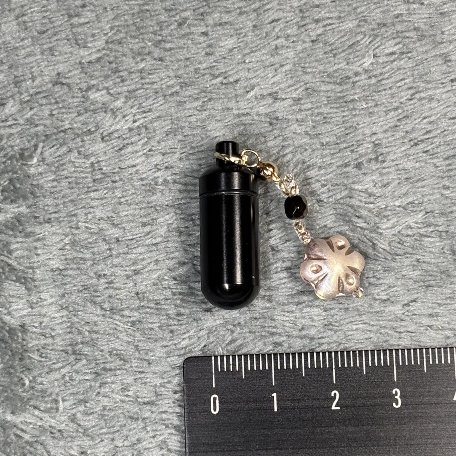 Cremation Ashes Keychain – Cremation Keepsake(ornament)