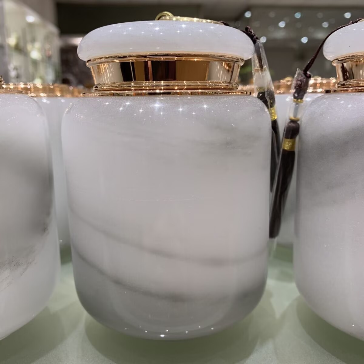 White Jade Stone Pet Animal Cremation Urn Ashes Cemetery Memorial Pot Jar