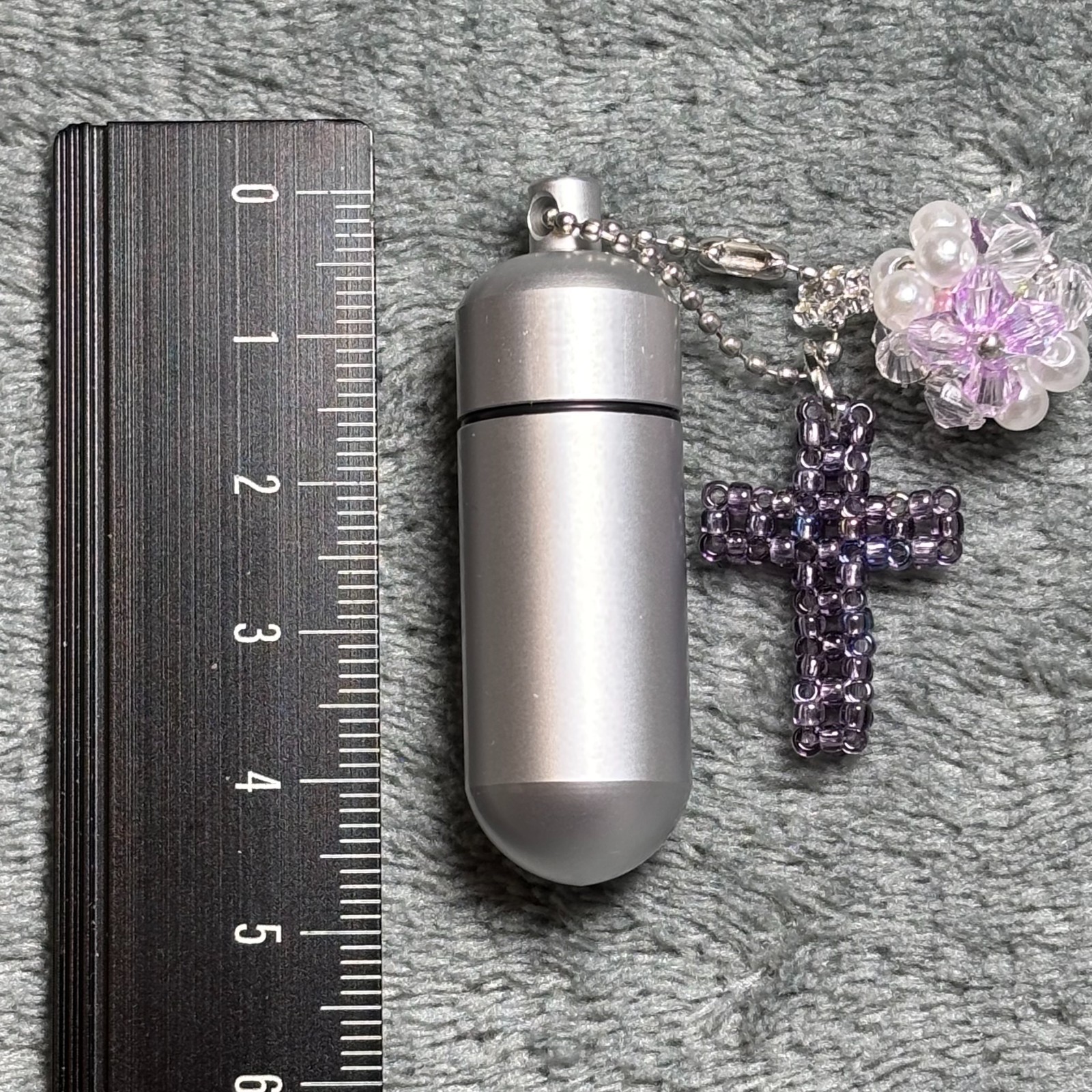 Cremation Ashes Keychain – Cremation Keepsake(paple cross and paple ornaments)