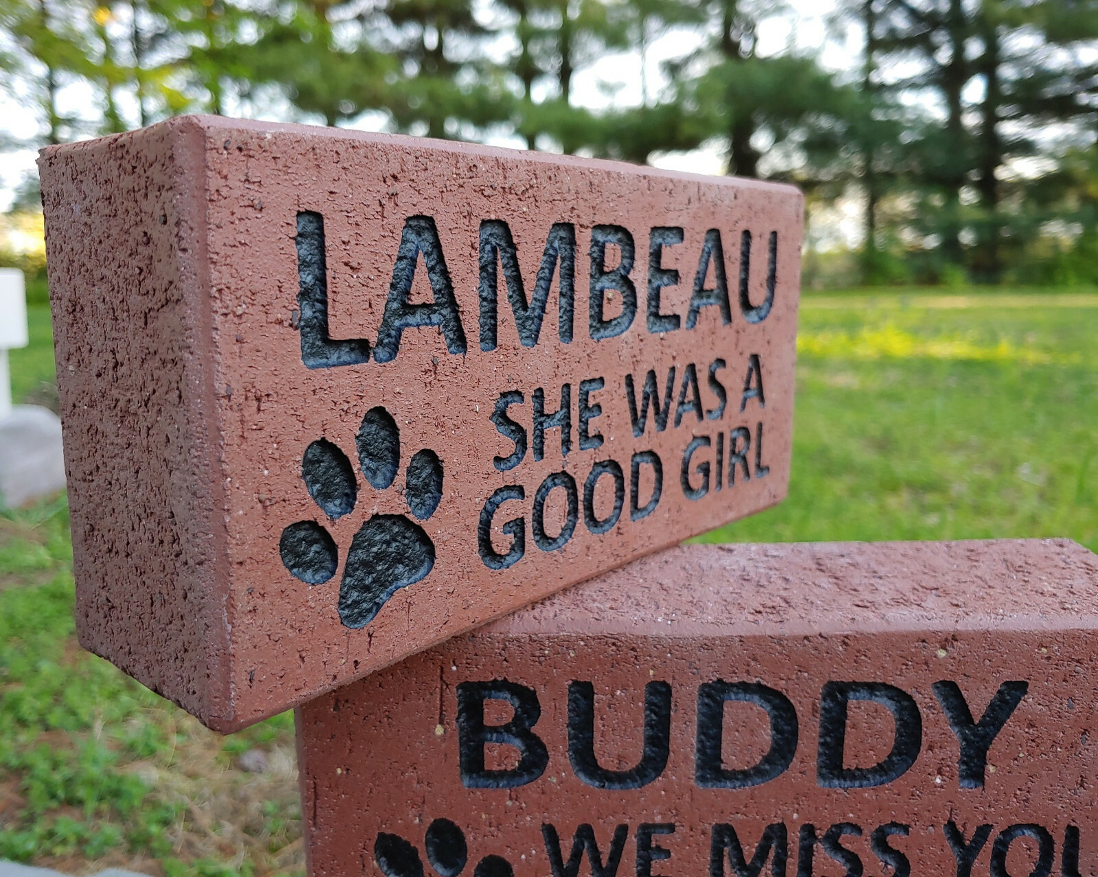 Customizable PET MEMORIAL STONE Engraved Custom Dog Cat Paw Paver Brick Memory