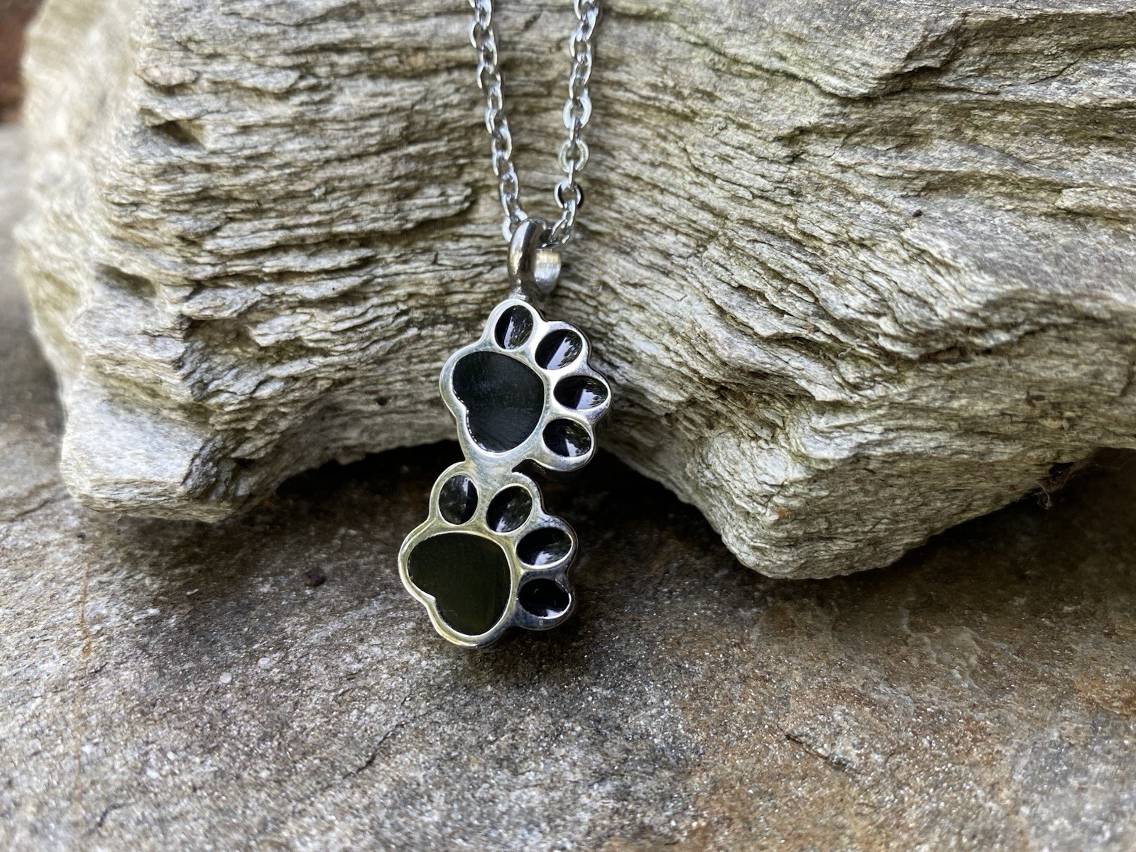 Pet Cremation Pendant Urn Keychain 1″ Key Ring for Ashes Paw Prints Dog Cat Paws