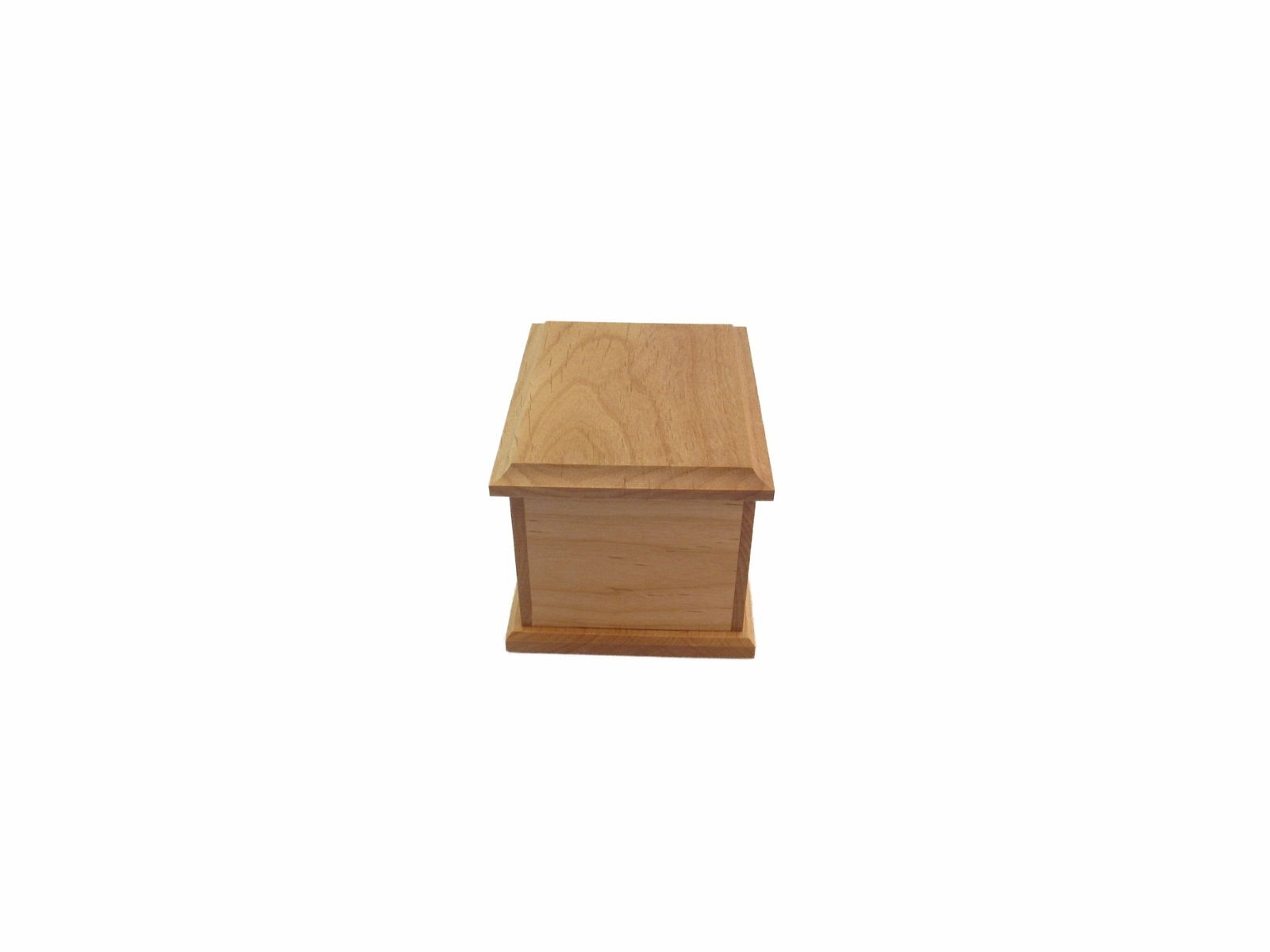 Lewis Urn