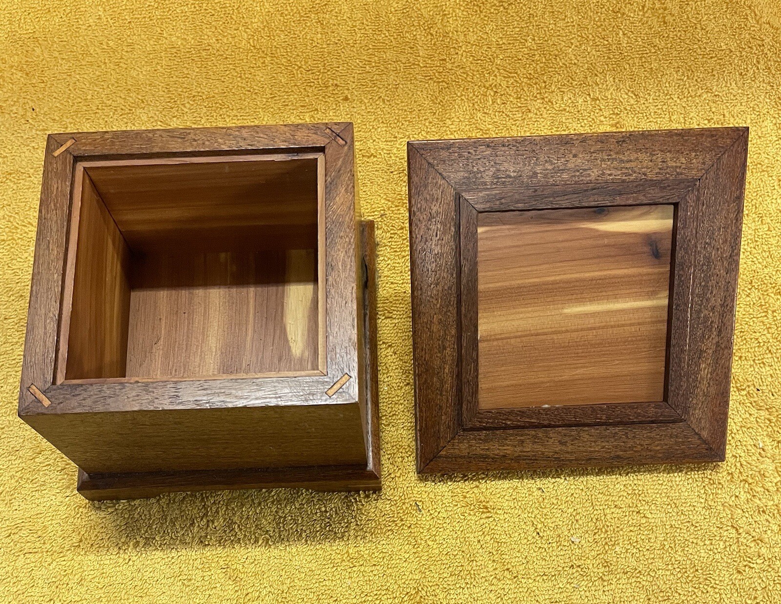 All wood box pet urn cedar size 6”x6”x6”