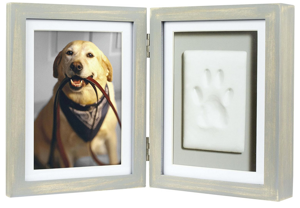 Pearhead Pet Paw Print Photo Frame with Clay Imprint Kit for Cats and Dogs