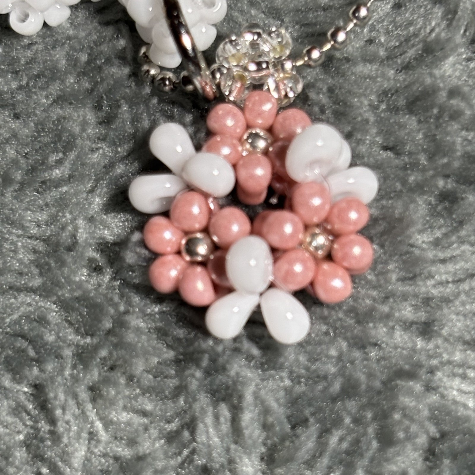 Cremation Ashes Keychain – Cremation Keepsake(white cross and pink ornaments)