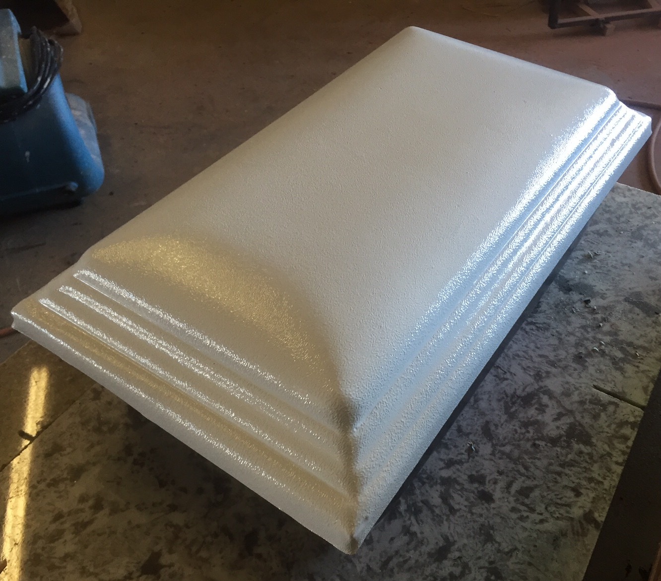 White Top And Back Bottom. 16″ long Pet Coffin/Casket/Urn Losing a pet is like