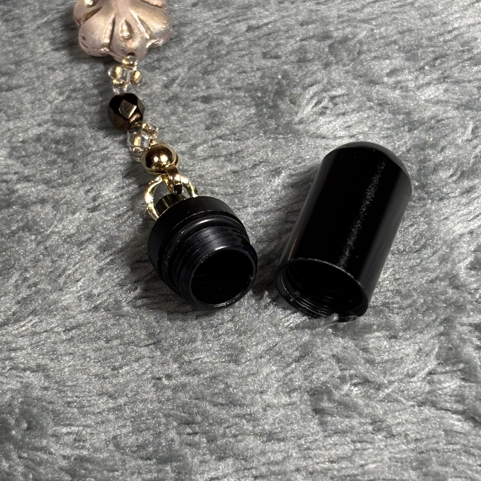 Cremation Ashes Keychain – Cremation Keepsake(ornament)