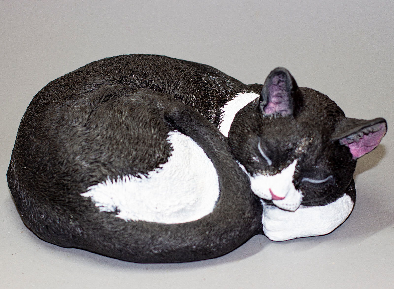 Black White Cat Cremation Urn Ashes Memorial Pet Loss Sculpture Sympathy Gifts