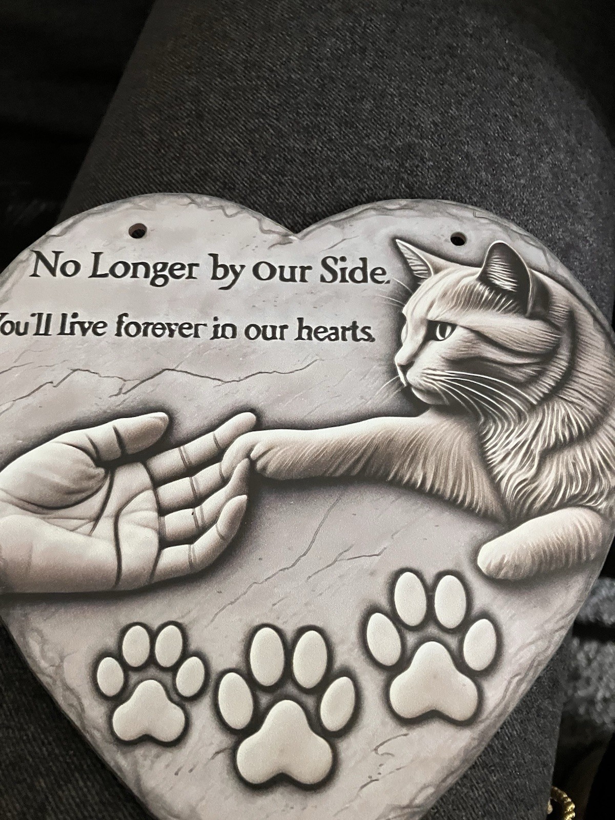 Engraved Heart-Shaped Cat Memorial Plaque Marker with Paw Prints