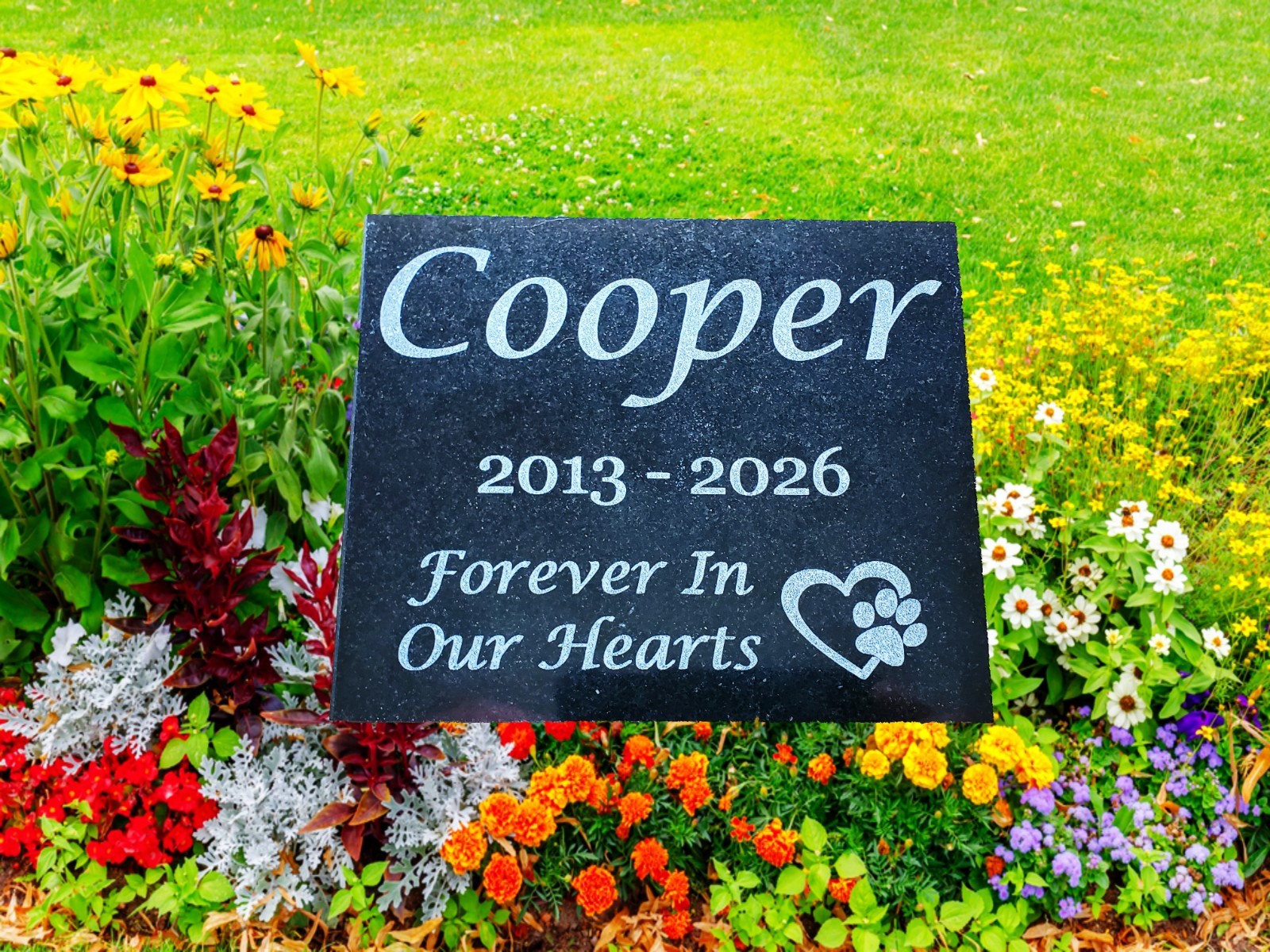 Personalized Granite Pet Memorial Headstone, Engraved Garden Marker (5″ x 6″) A3