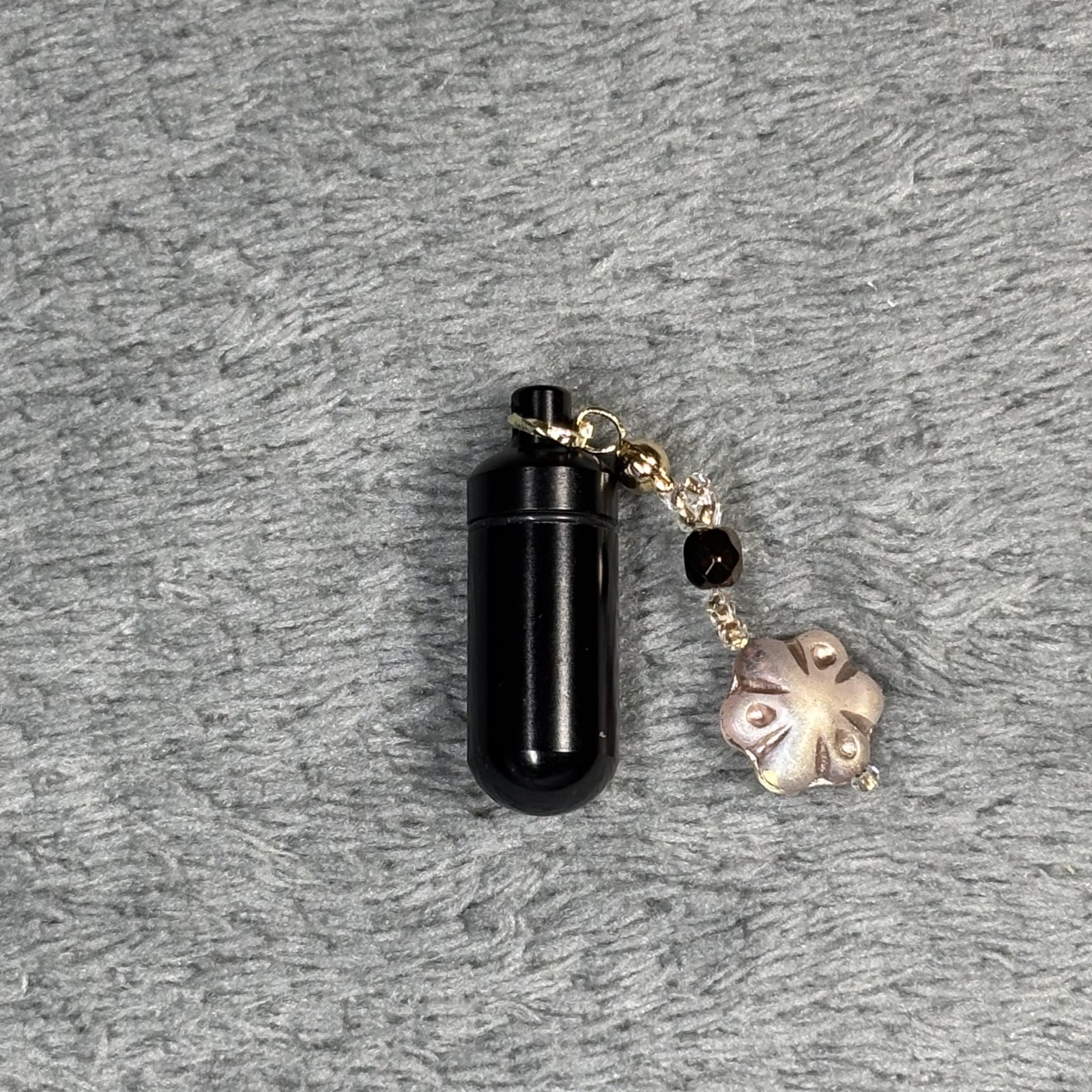 Cremation Ashes Keychain – Cremation Keepsake(ornament)