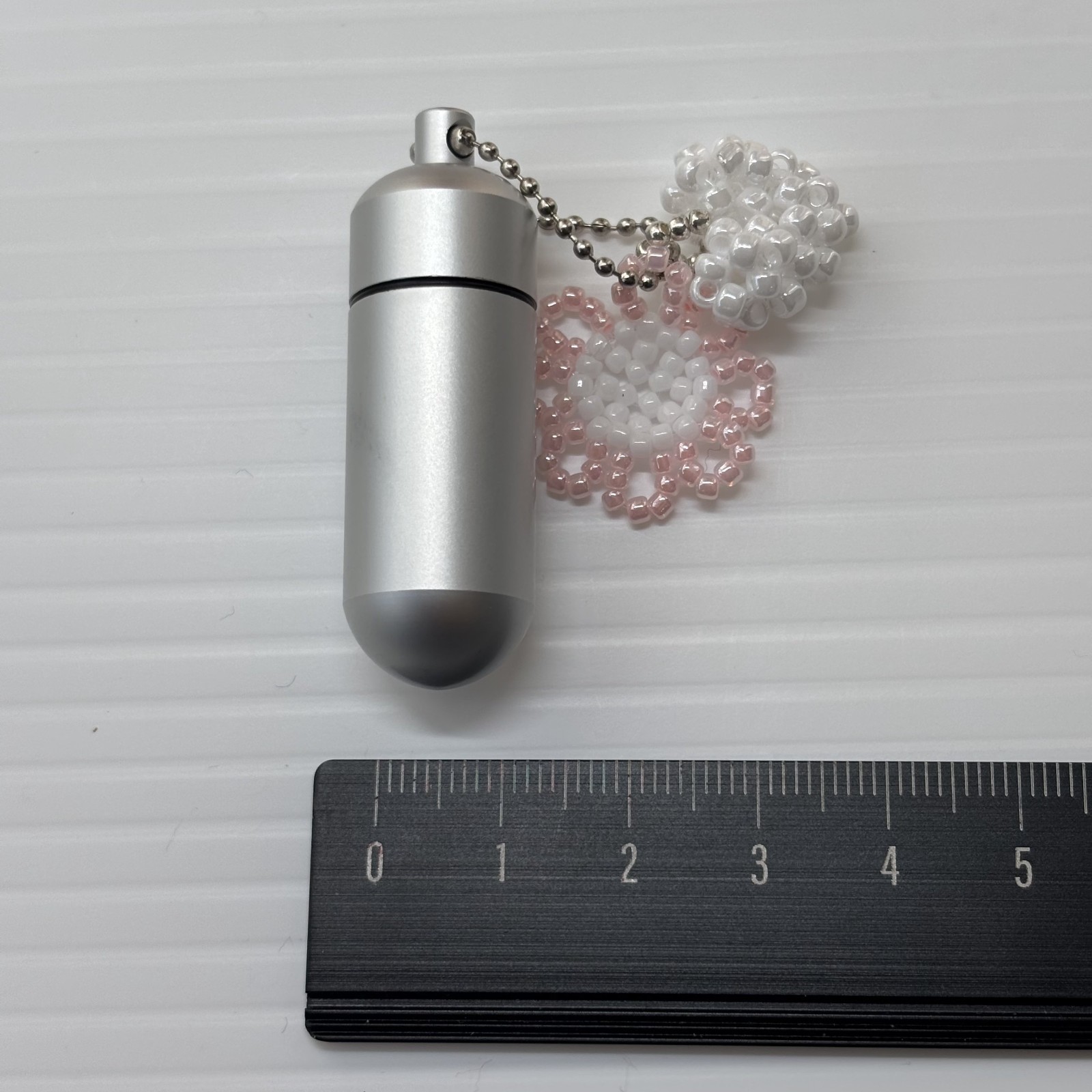 Cremation Ashes Keychain – Cremation Keepsake(pink flowers and white heart)