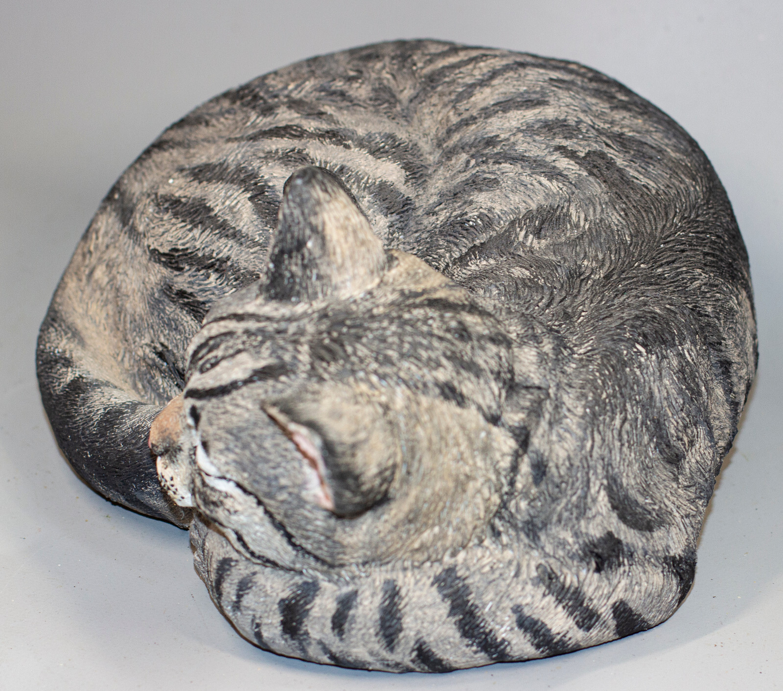 Gray Tabby Cat Urn Cremation Statue Pet Ashes Memorial Grave Decor Sympathy Gift