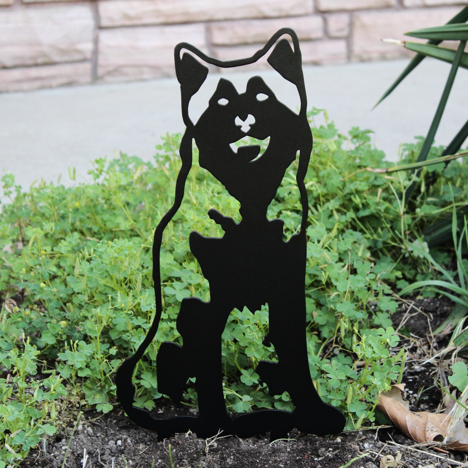 Alaskan Malamute Black Metal Dog Silhouette