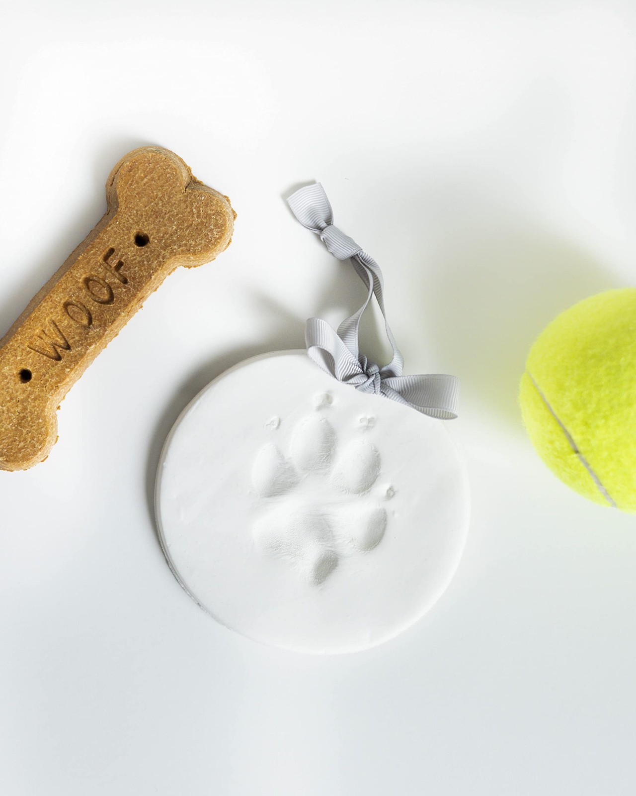 Pearhead Pet Paw Print Keepsake Ornament Kit,Memorial Clay Paw Impression for…
