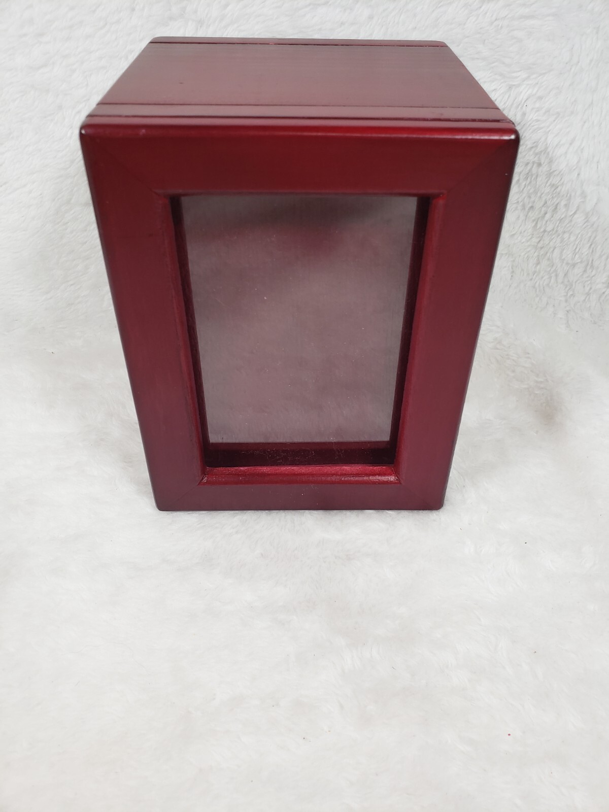 NEW IN BOX Silipax pet cremains Wood Urn with photo pocket medium size 5.5″ x 4″