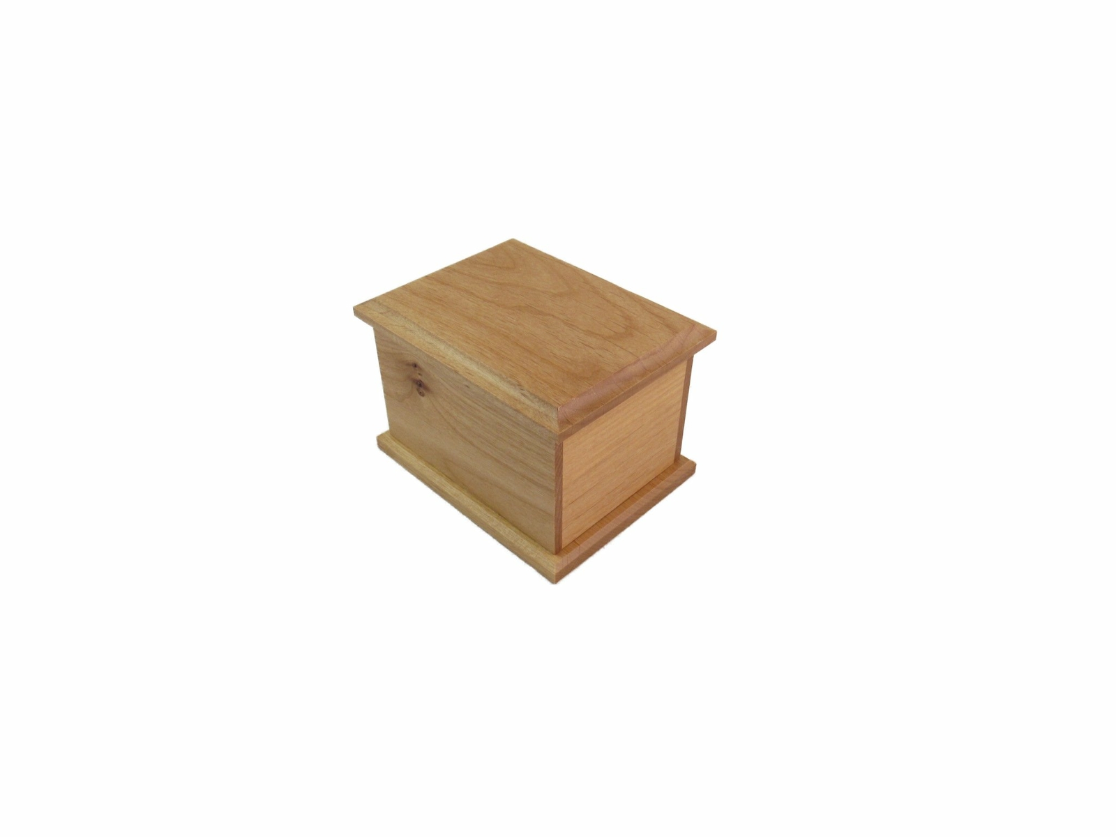 Lewis Urn