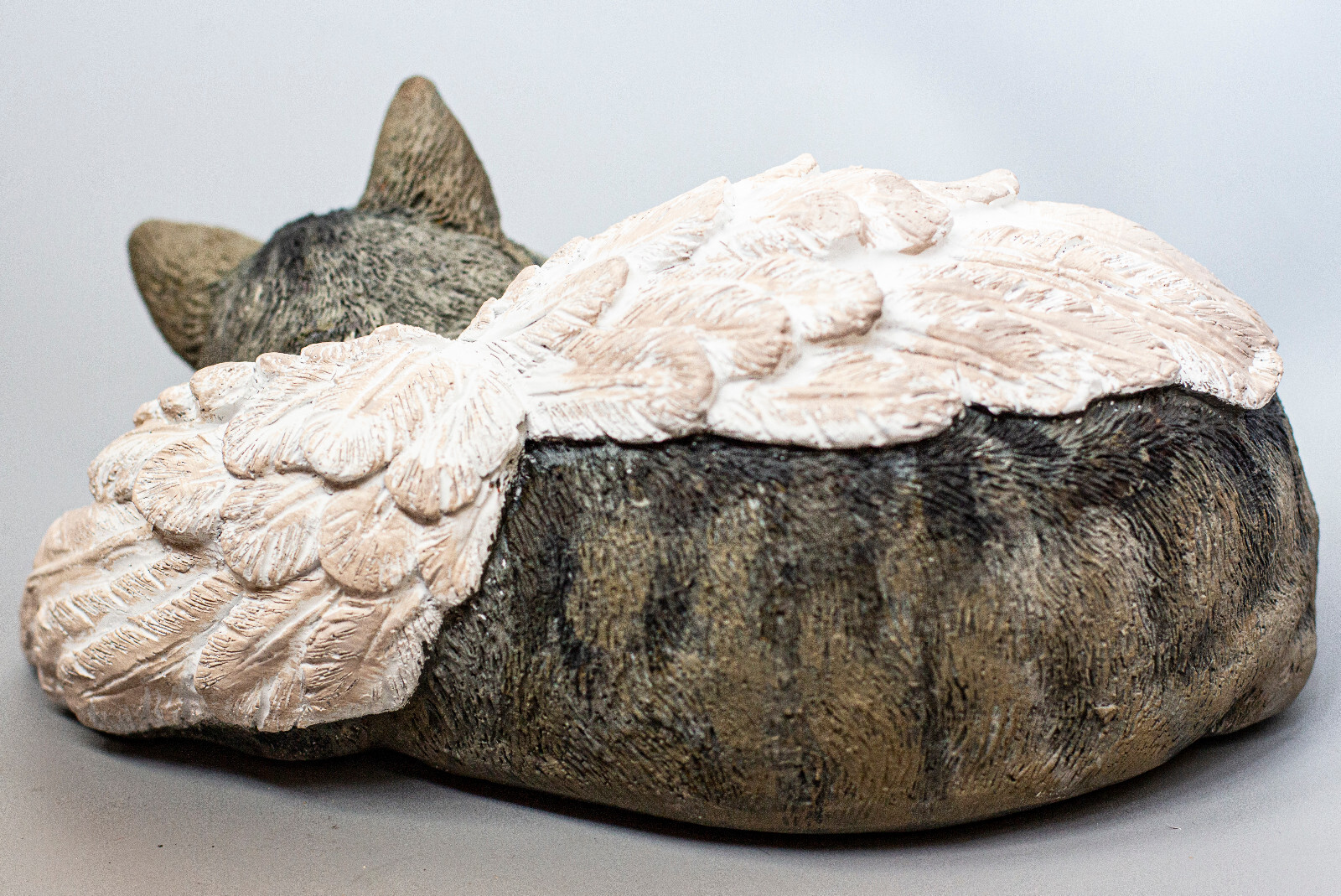 Unique Urn Brown Tabby Cat Angel Figure Pet Ashes Casket Memorial Sympathy Gifts