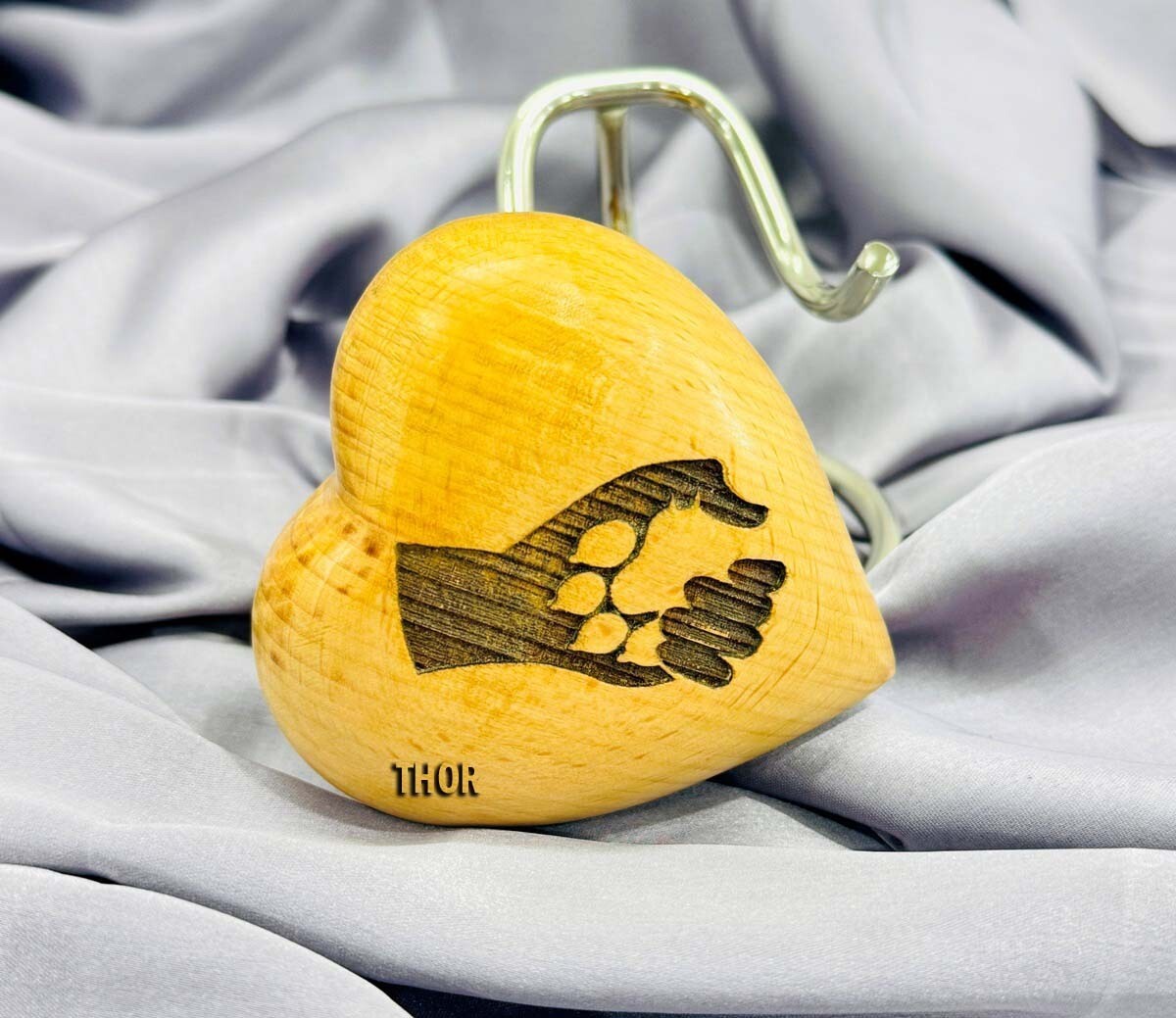 Wooden Natural Heart Keepsake Man’s hand holding his pet’s hand Print Urn – Mini