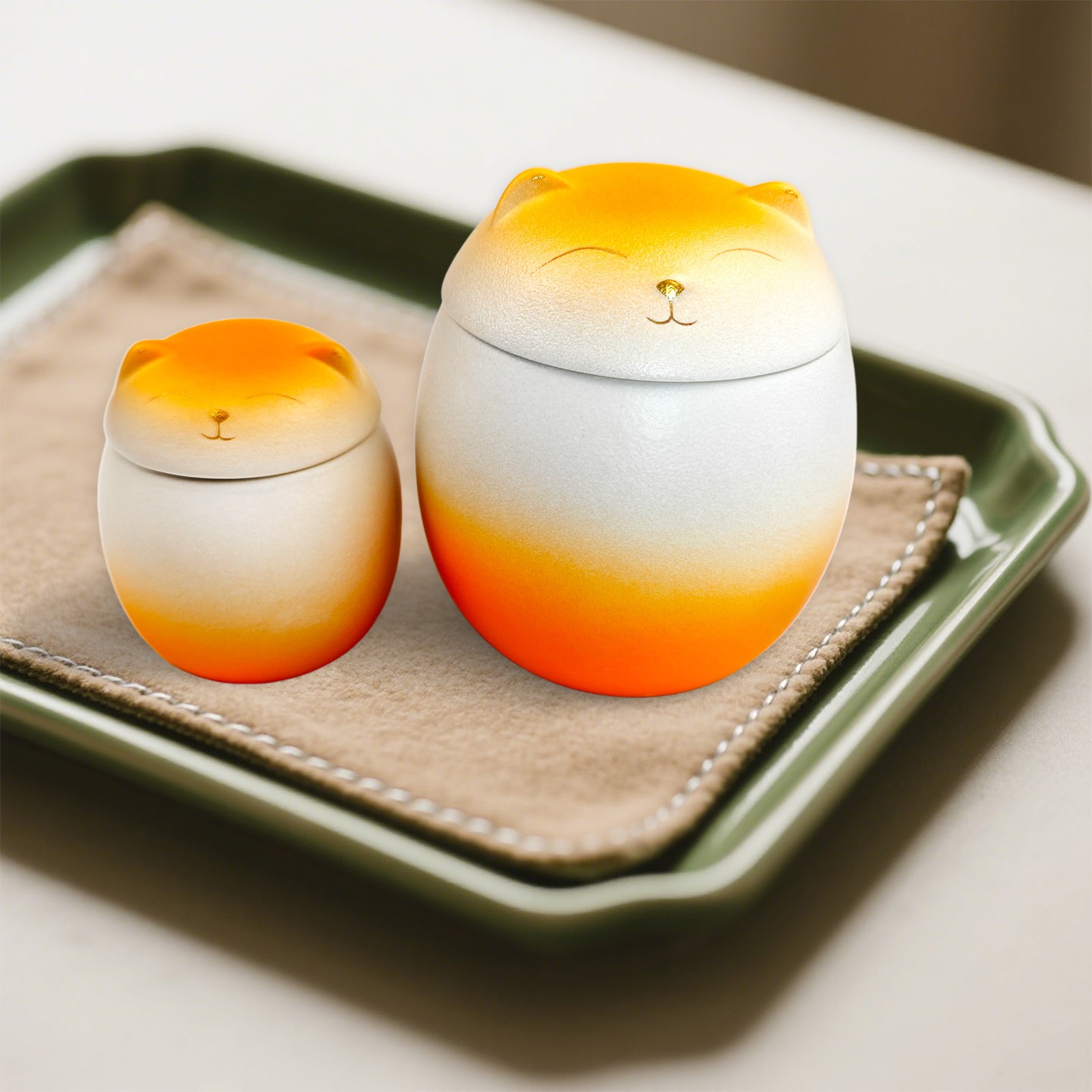 Smiley Orange-White gradien Cat Shaped Pet Urn 4.9*4.3in For Small Dog And Cat
