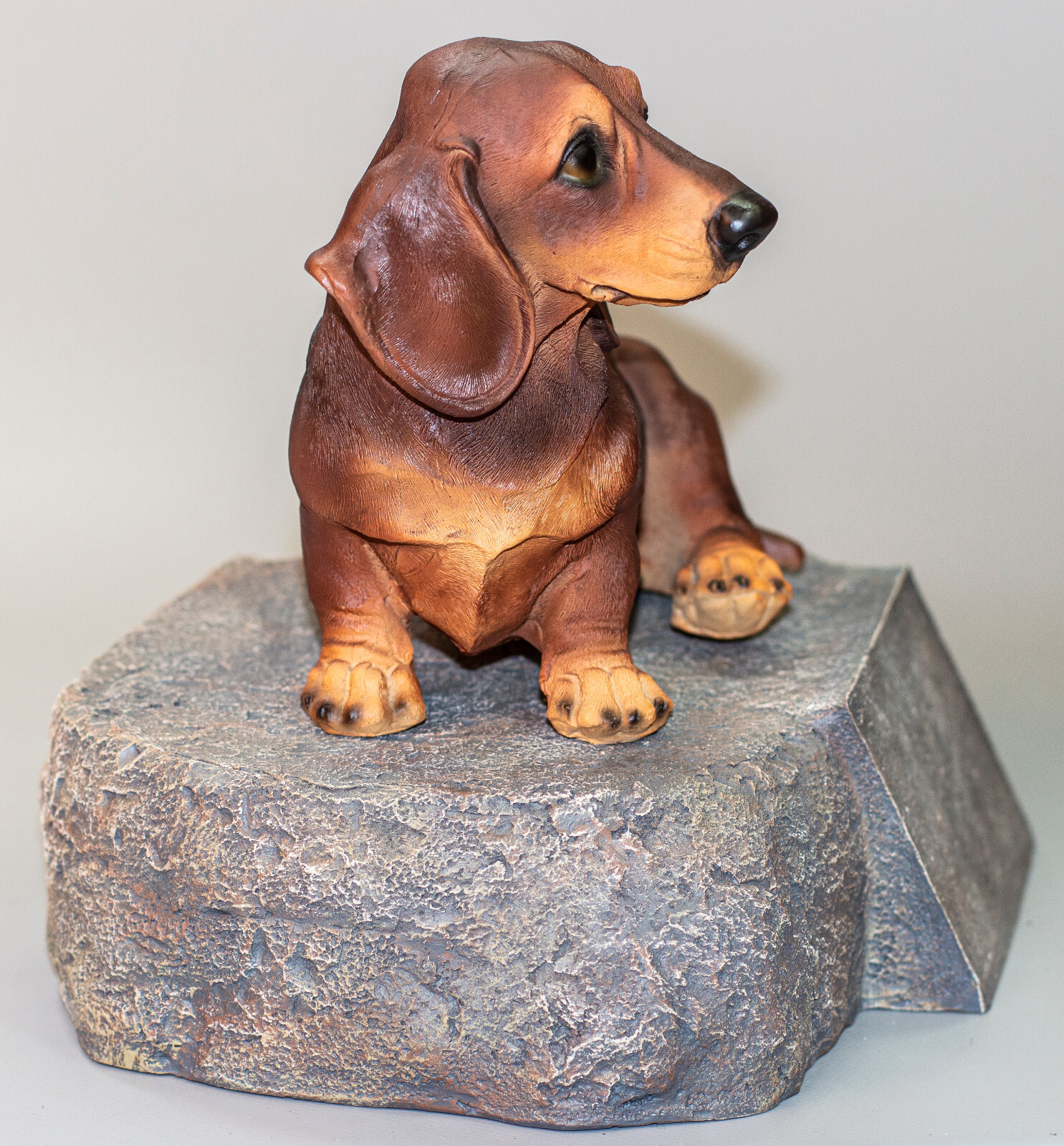 Brown Dachshund Memorial Headstone Dog Cremation Urn Pet Grave Marker Figurine
