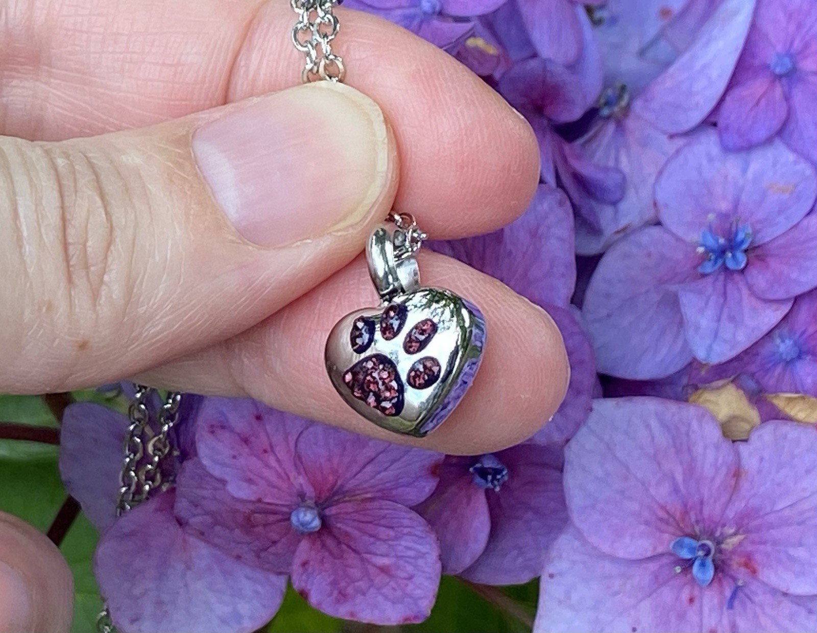 Tiny Pet Cremation Pendant Necklace Girls Ladies Crystal Paw Print Blue Purple