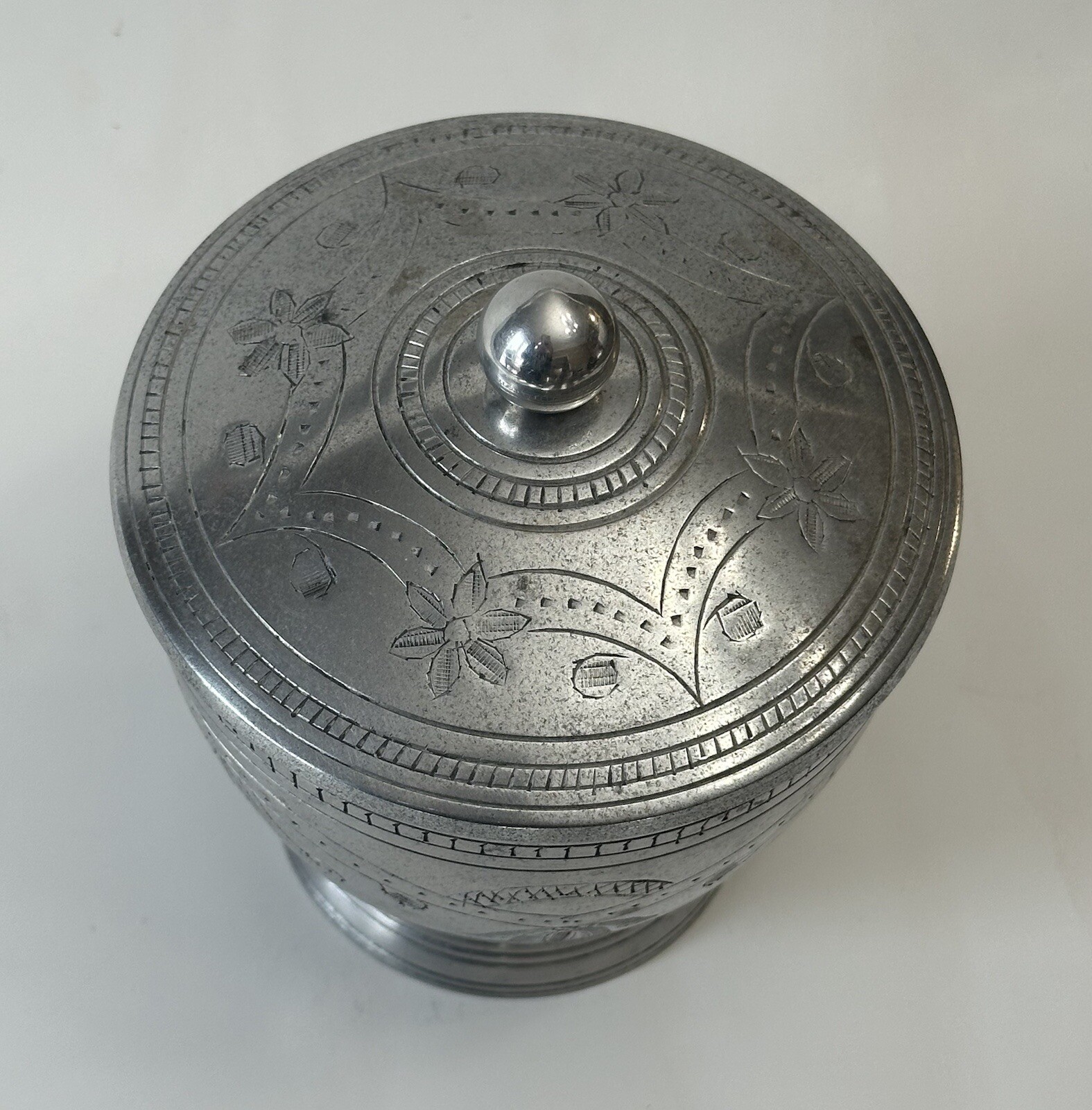 VINTAGE HAND CHASED URN SPUN ALUMINUM HAND MADE