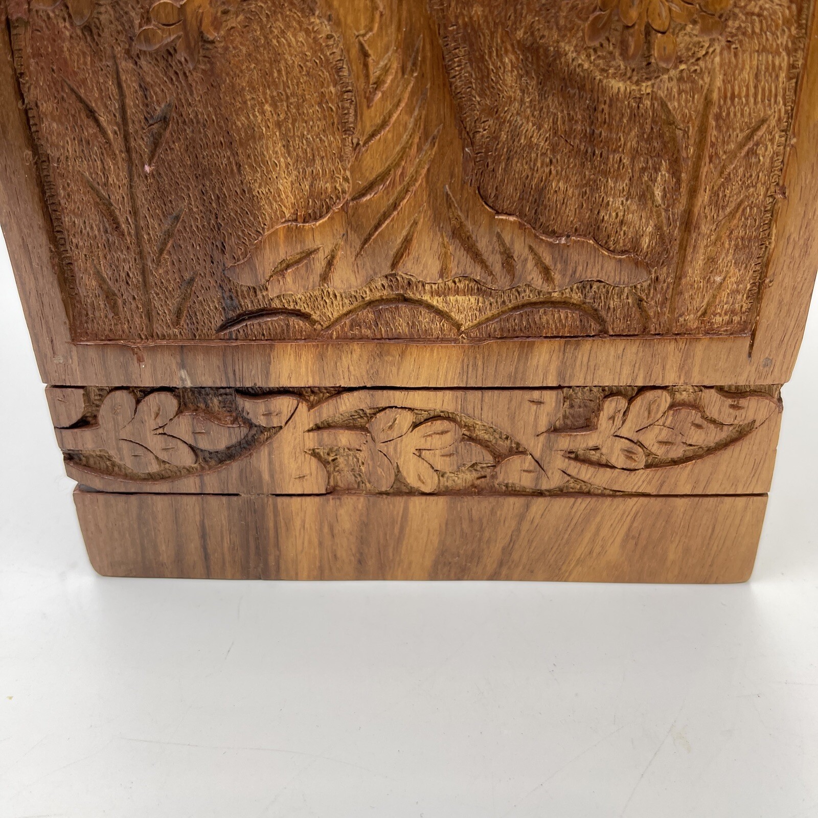 INTAJ Handmade Rosewood Urn – Tree of Life Wooden Urn (Soulful Tree)