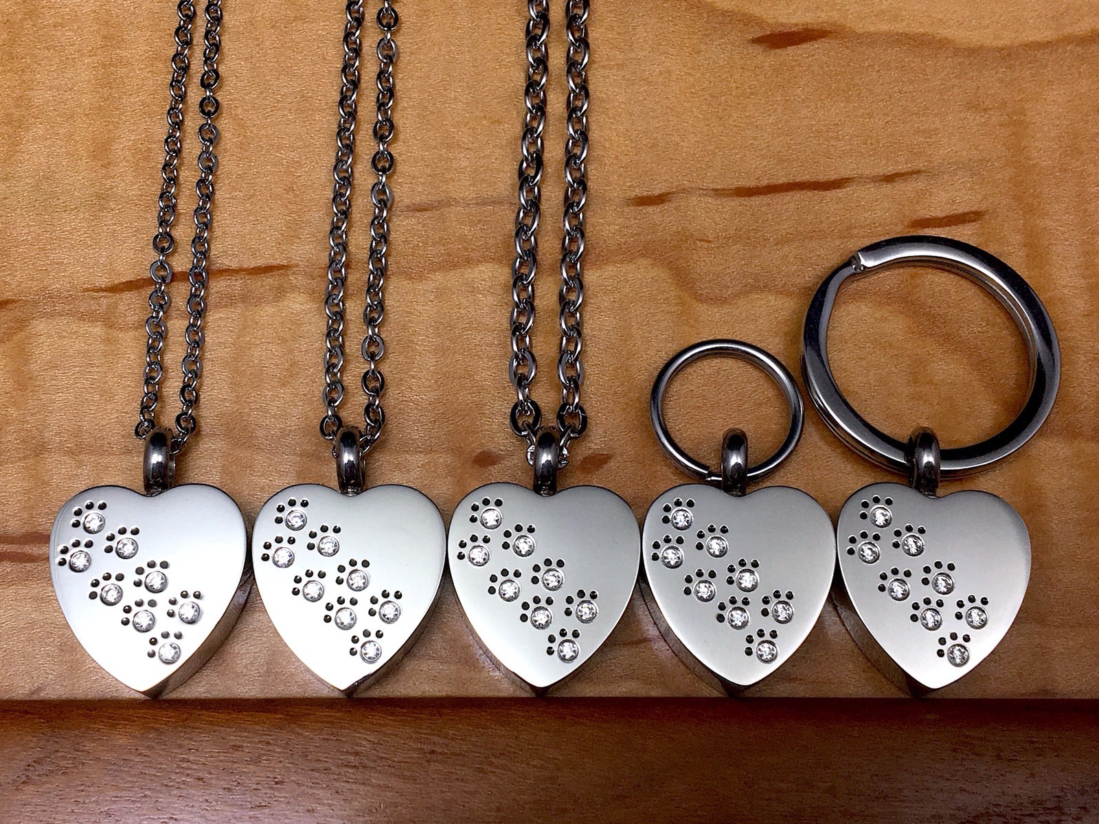 Pet Cremation Pendant Urn Keychain 1″ Key Ring for Ashes Dog Cat Paw Print Heart