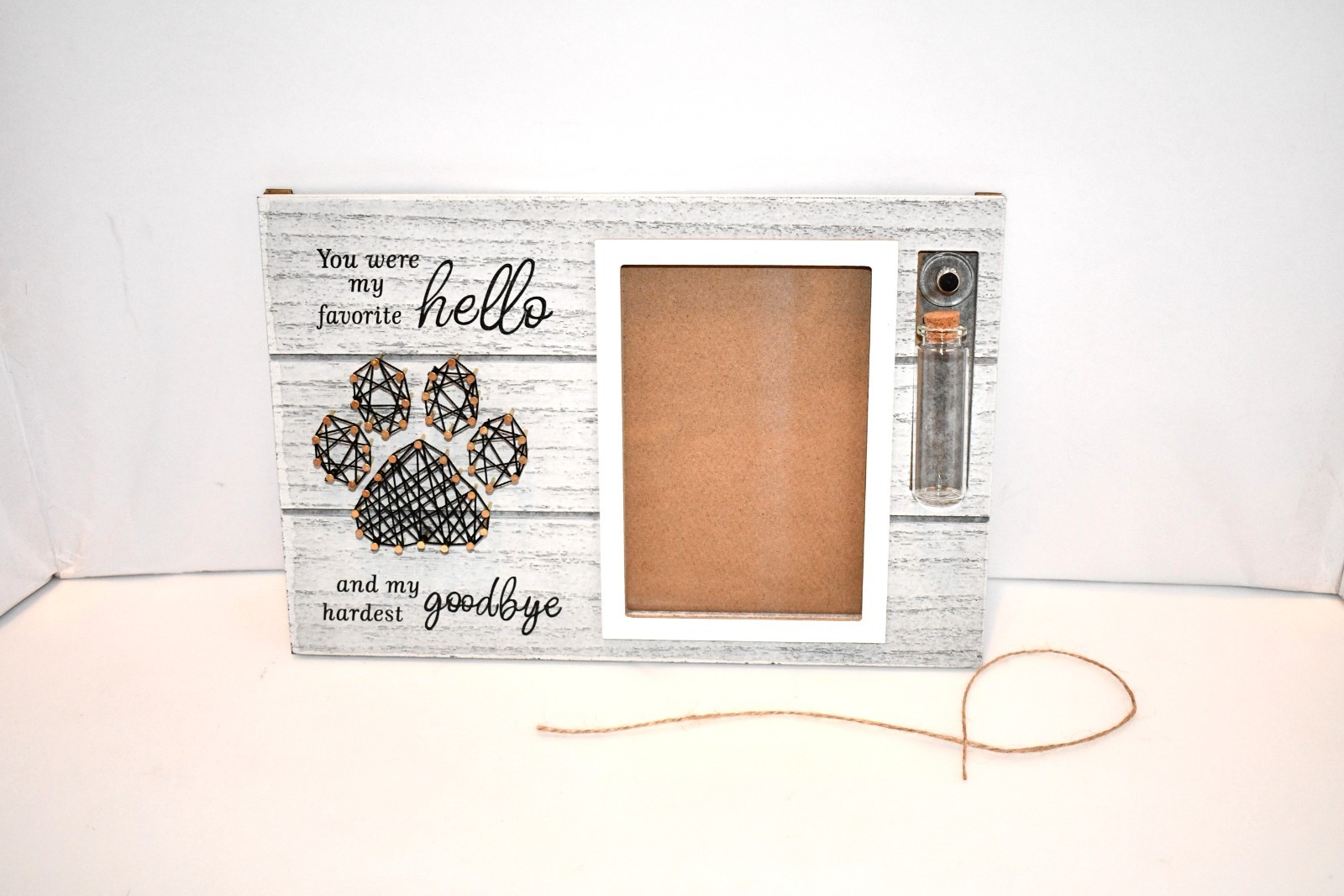 Gluimayo Dog Memorial Gifts – Rotating Wooden Picture Frame for 4×6 Photos, NWT
