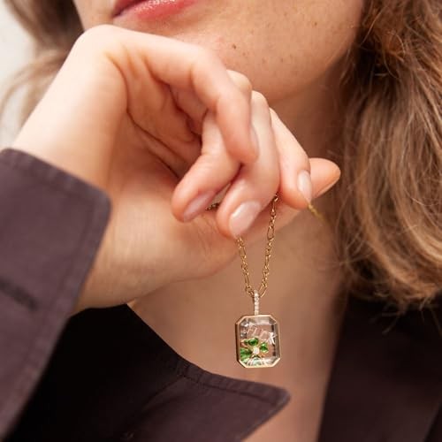 Women Locket Necklace Titanium steel Round 18K Photo Lockets that Hold Gold
