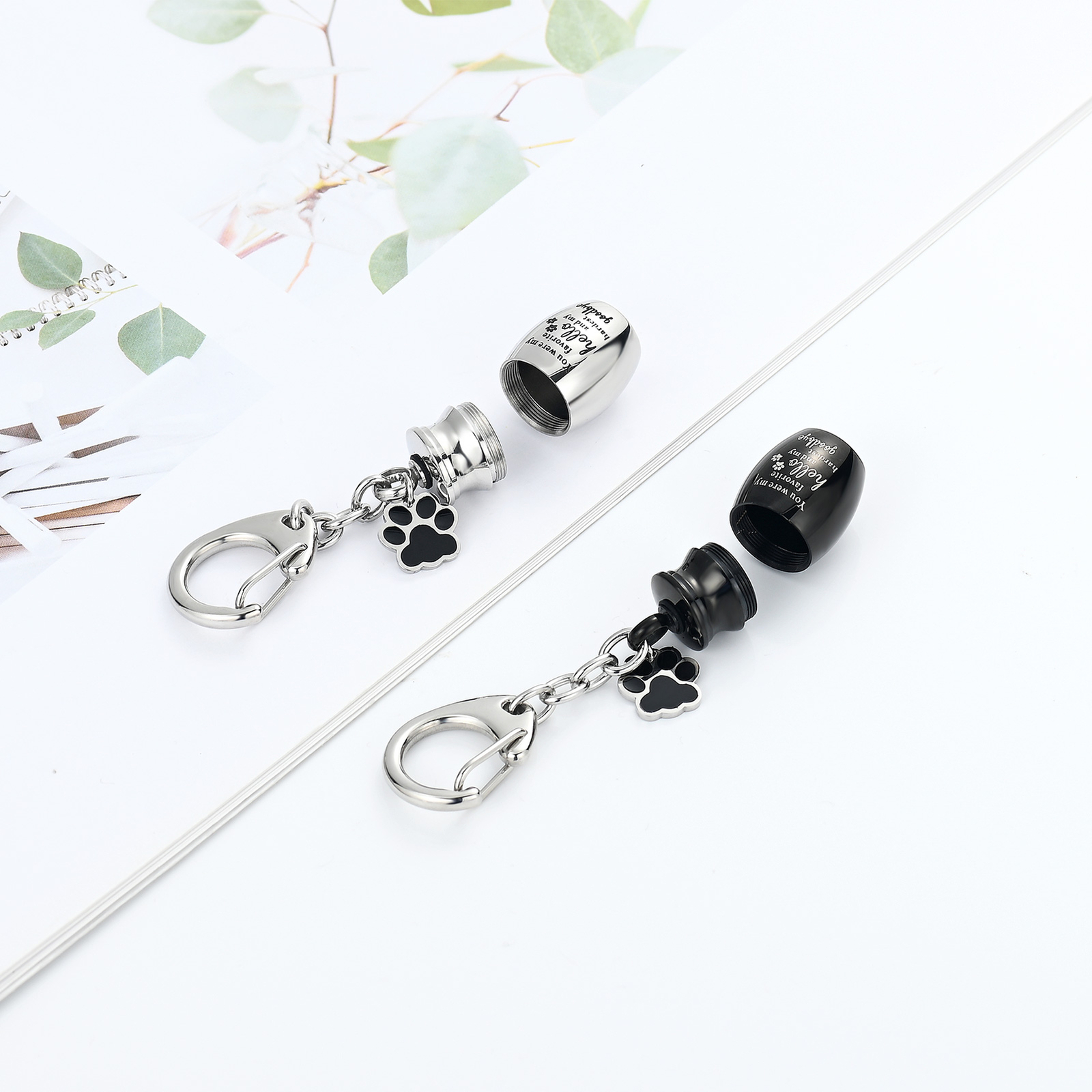 Pet Urns Keychain for Dog /Cat Ashes Keepsake Stainless Steel Cremation Keychain