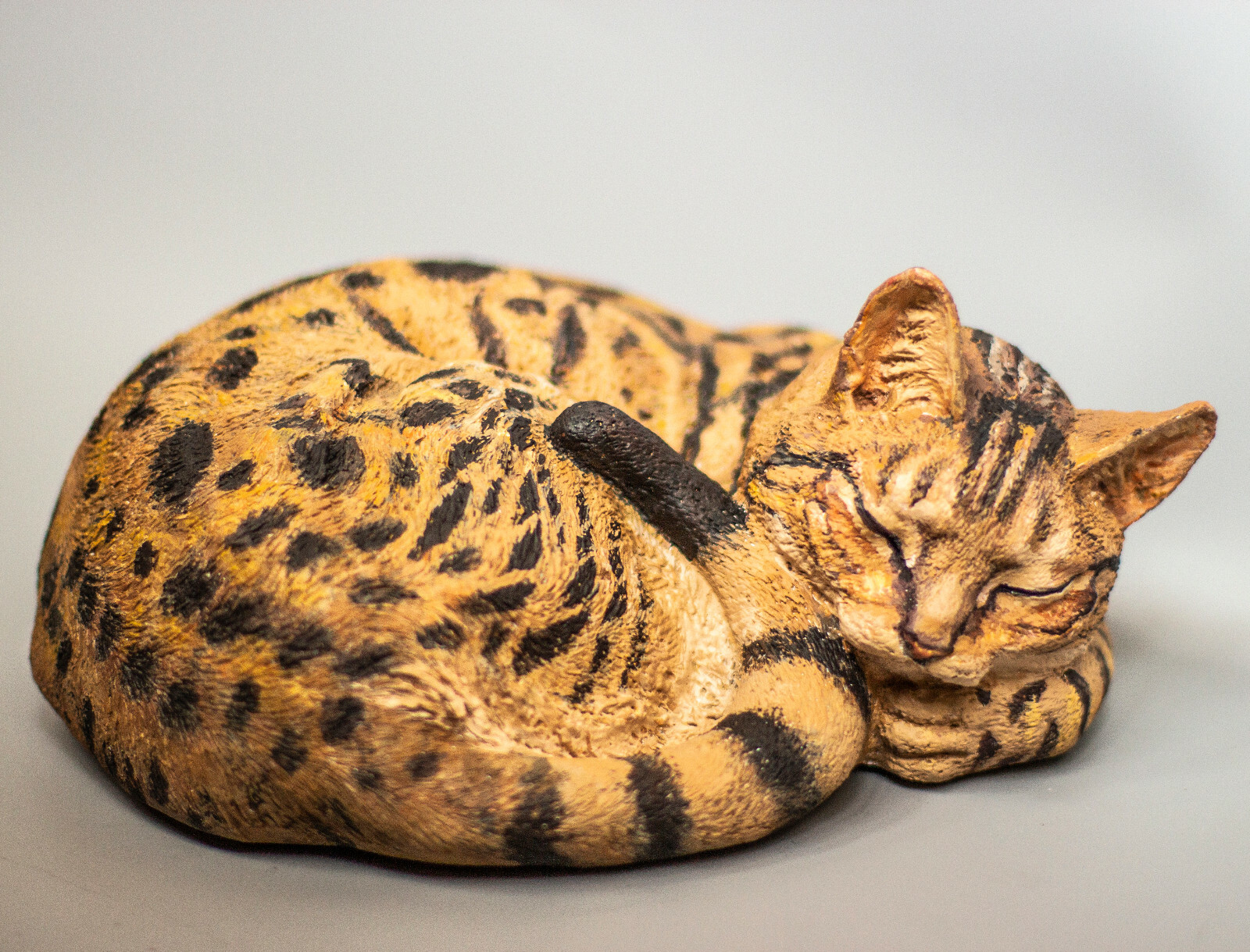 Bengal Cat Cremation Urn Ashes Memorial Pet Loss Grave Statue Keepsake Realistic
