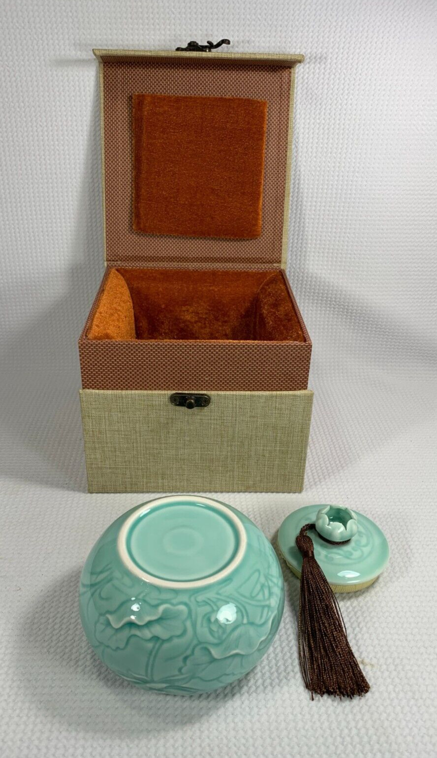Vencede Handicrafted Ceramics Mini Pet Urn