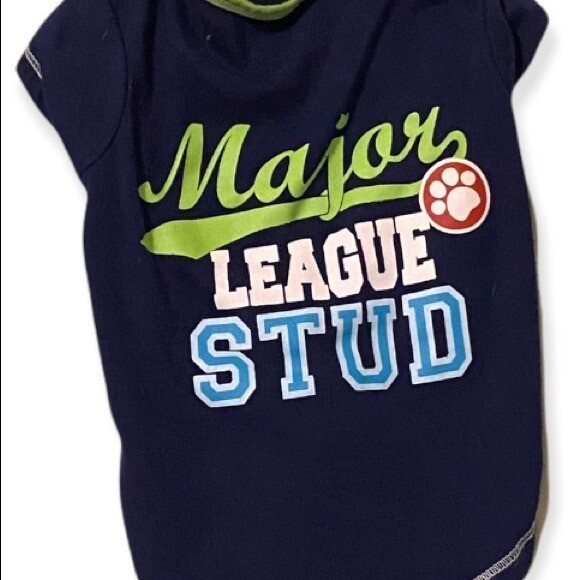 Pet T Shirts (3) for your very best friend. Should fit 6 – 12 pounds.
